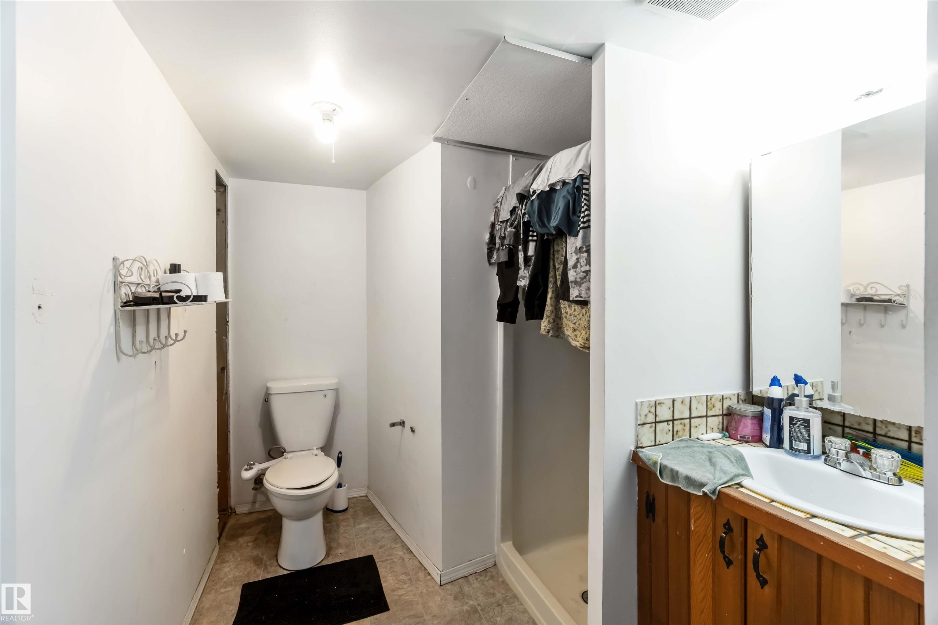 Photo 28 at 2508 49 Street NW, Weinlos, Edmonton