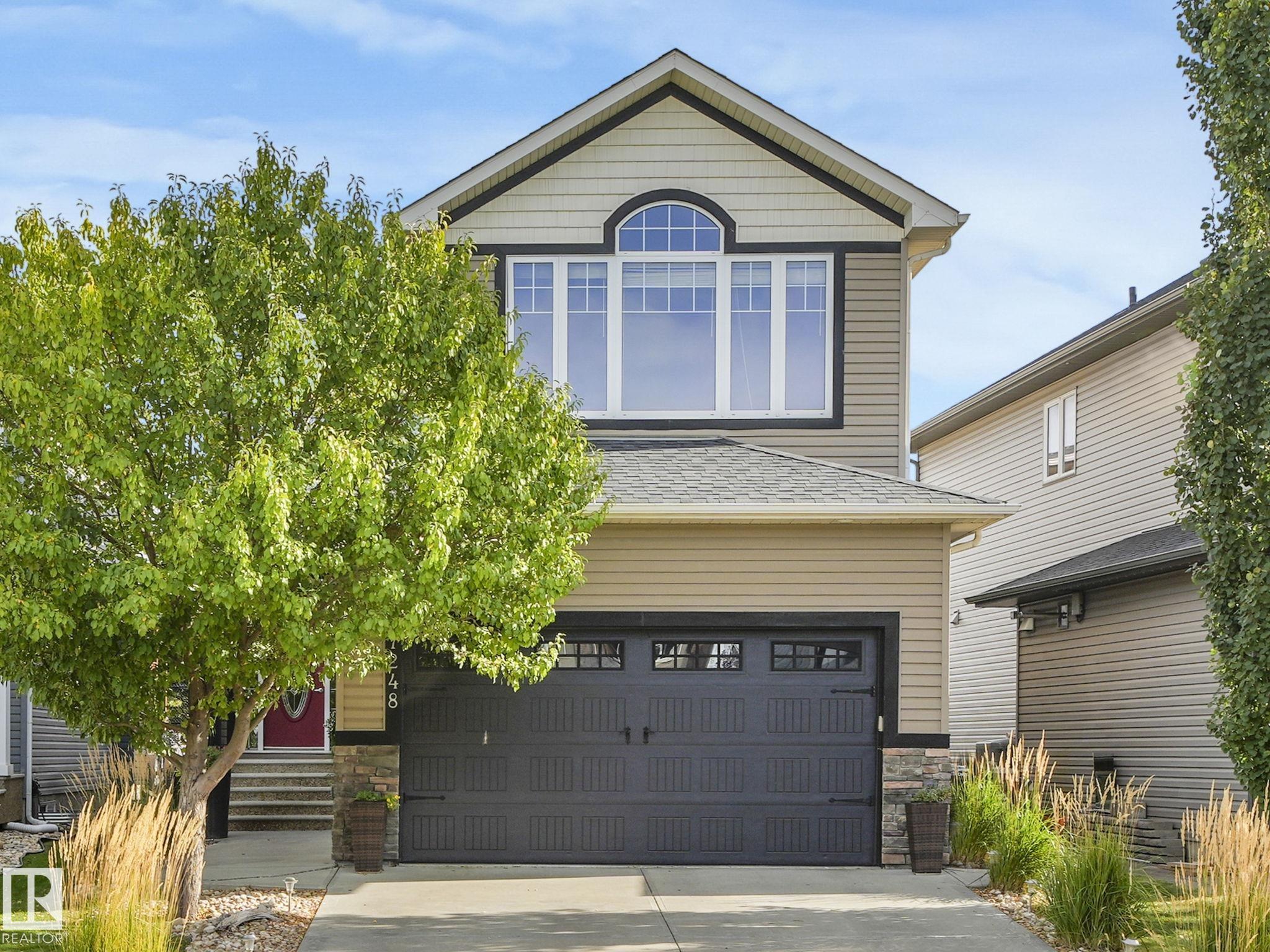 7248 Essex Way, Emerald Hills, Sherwood Park 