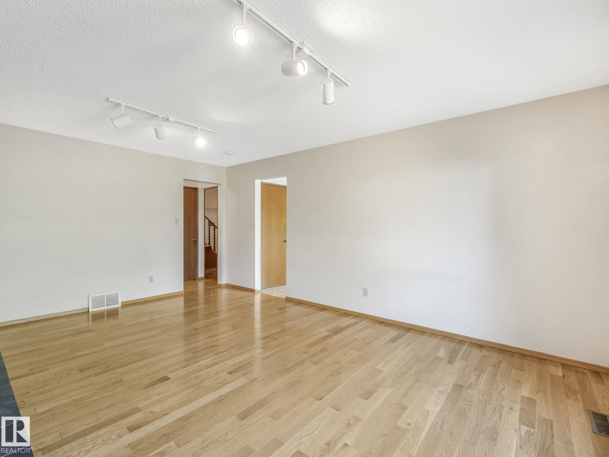 Photo 17 at 3213 111a Street NW, Sweet Grass, Edmonton