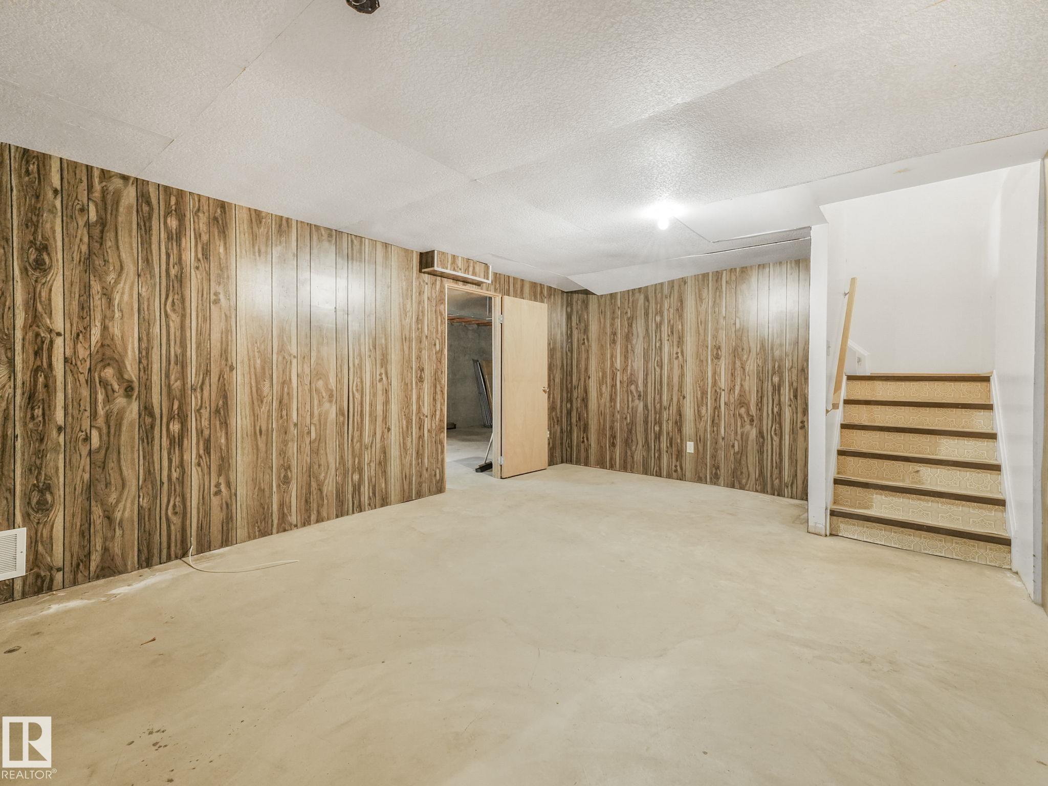 Photo 32 at 3213 111a Street NW, Sweet Grass, Edmonton