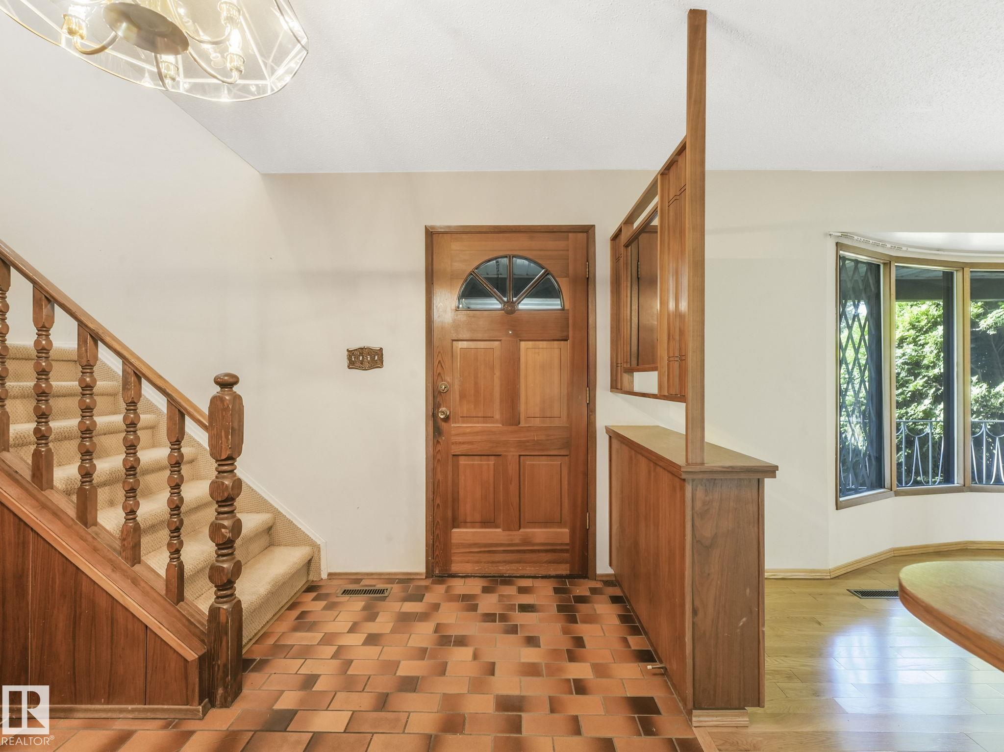 Photo 5 at 3213 111a Street NW, Sweet Grass, Edmonton
