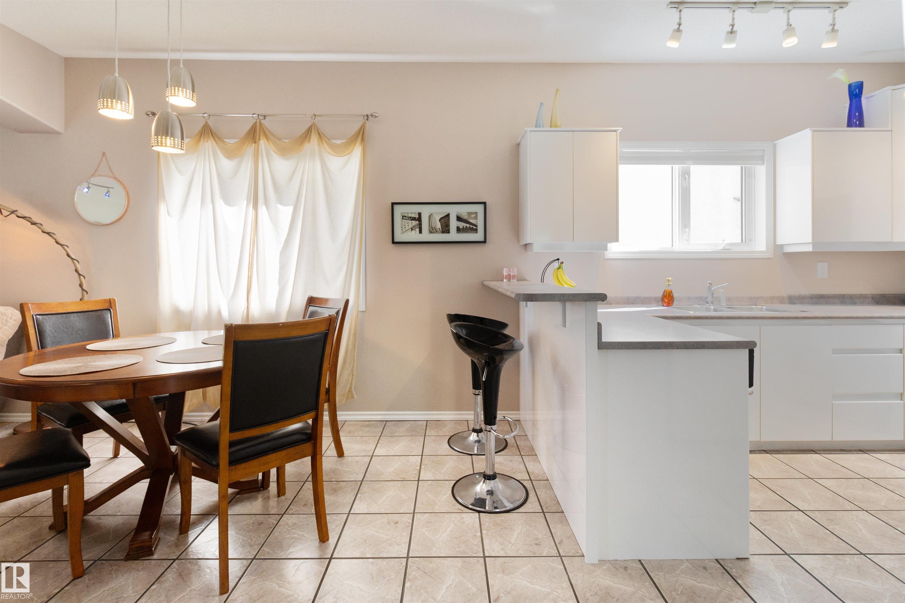 Photo 19 at 133 Kulawy Drive NW, Kiniski Gardens, Edmonton