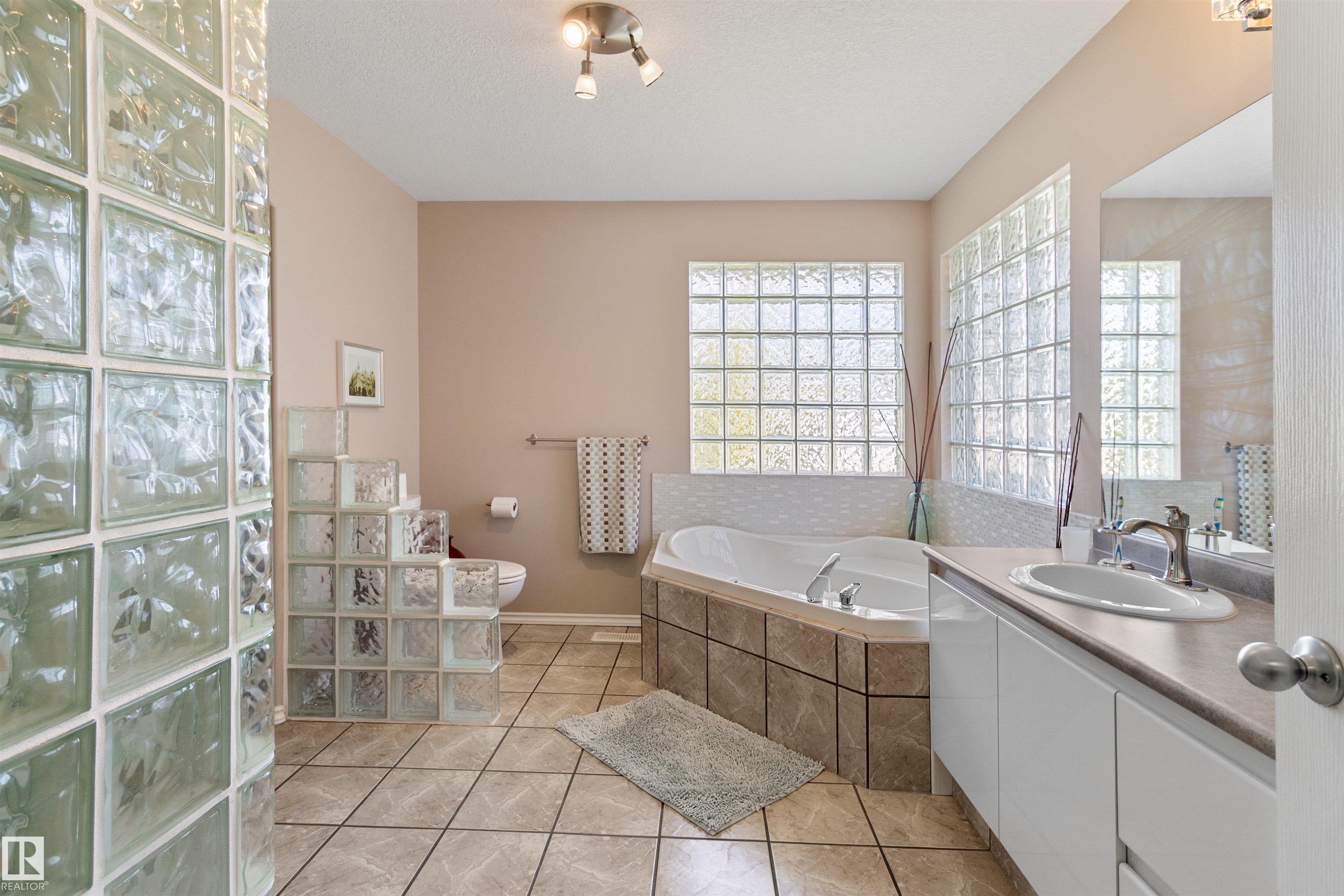 Photo 41 at 133 Kulawy Drive NW, Kiniski Gardens, Edmonton