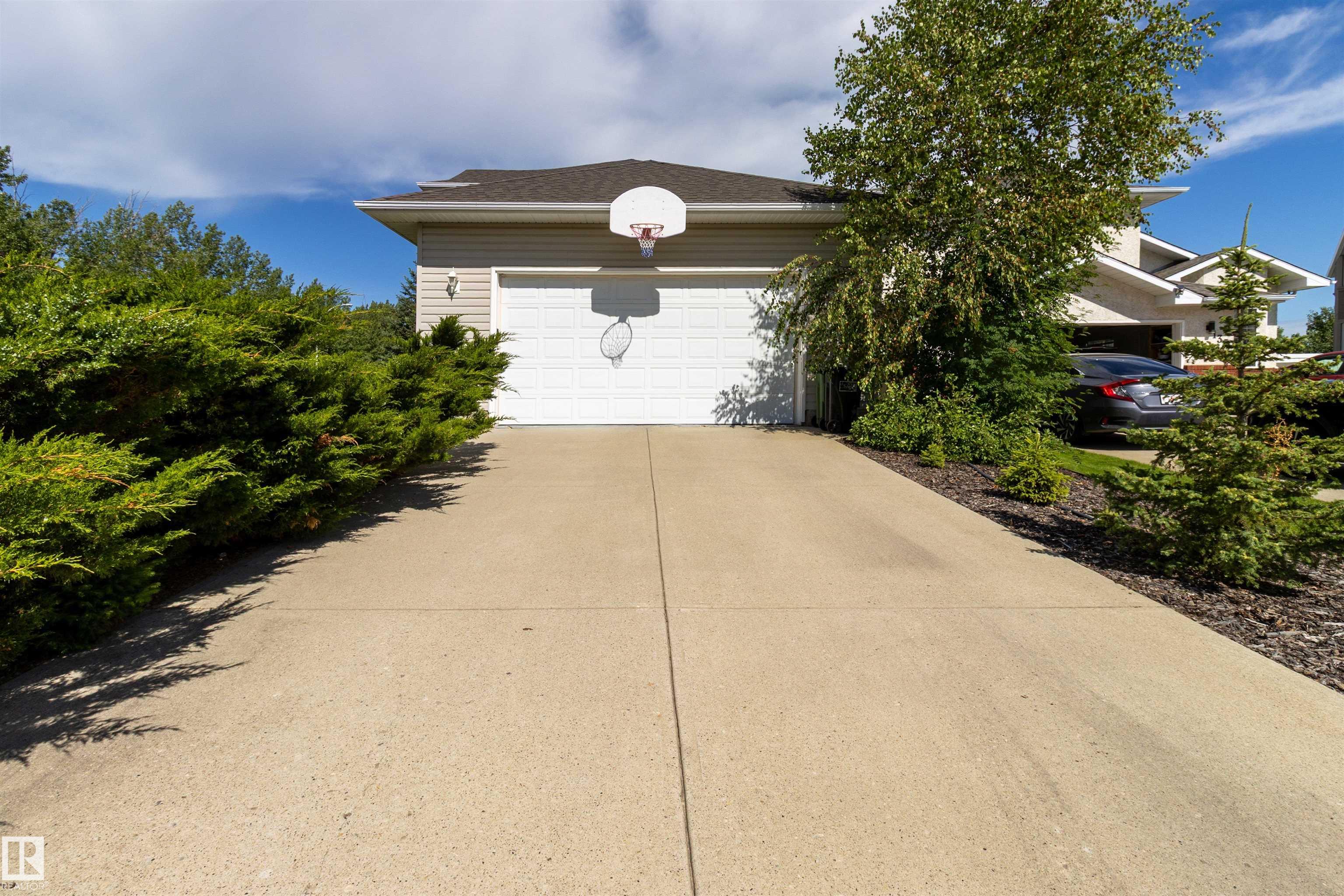 Photo 49 at 133 Kulawy Drive NW, Kiniski Gardens, Edmonton