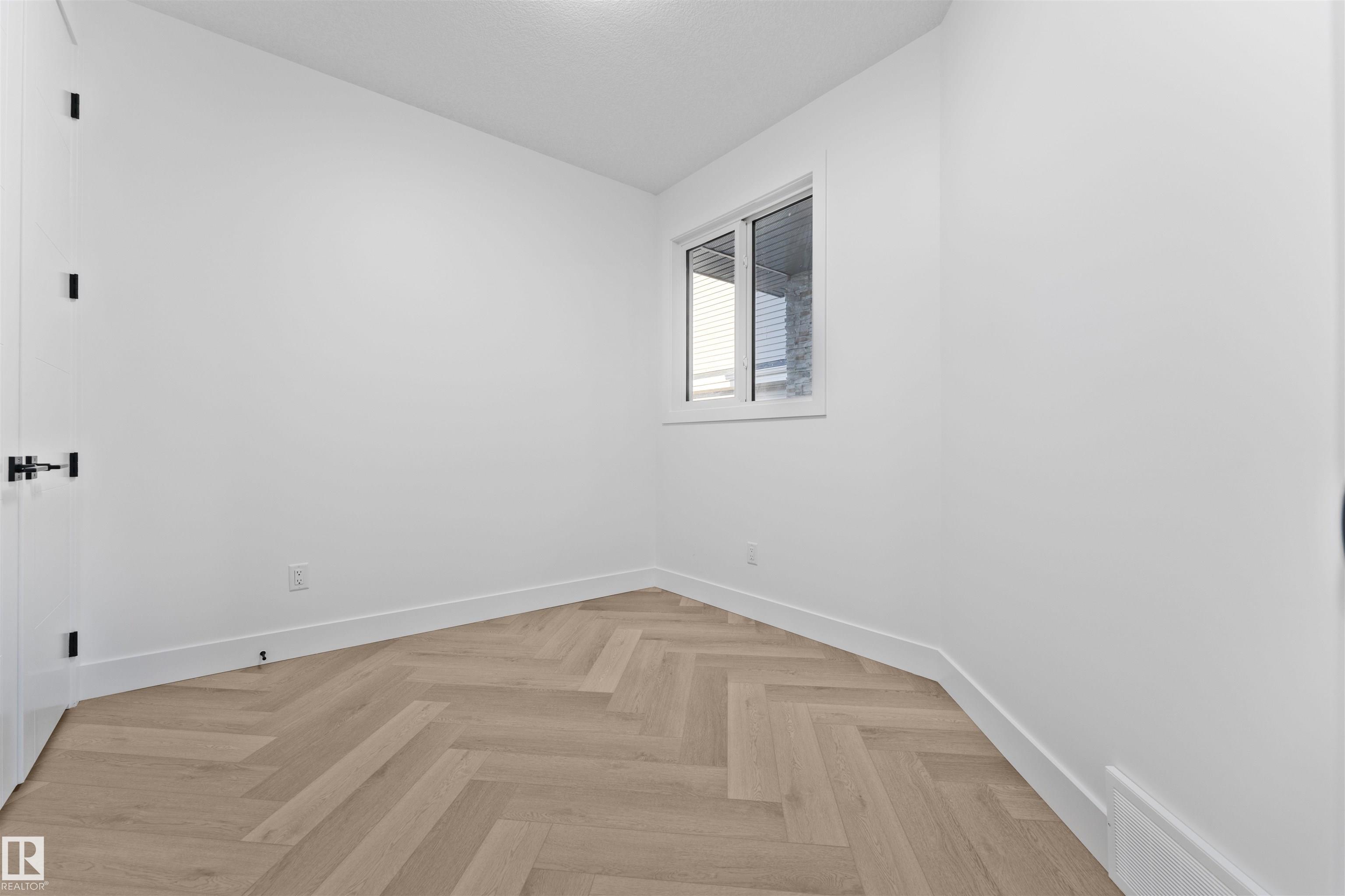 Photo 8 at 4305 36 Street, Triomphe Estates, Beaumont