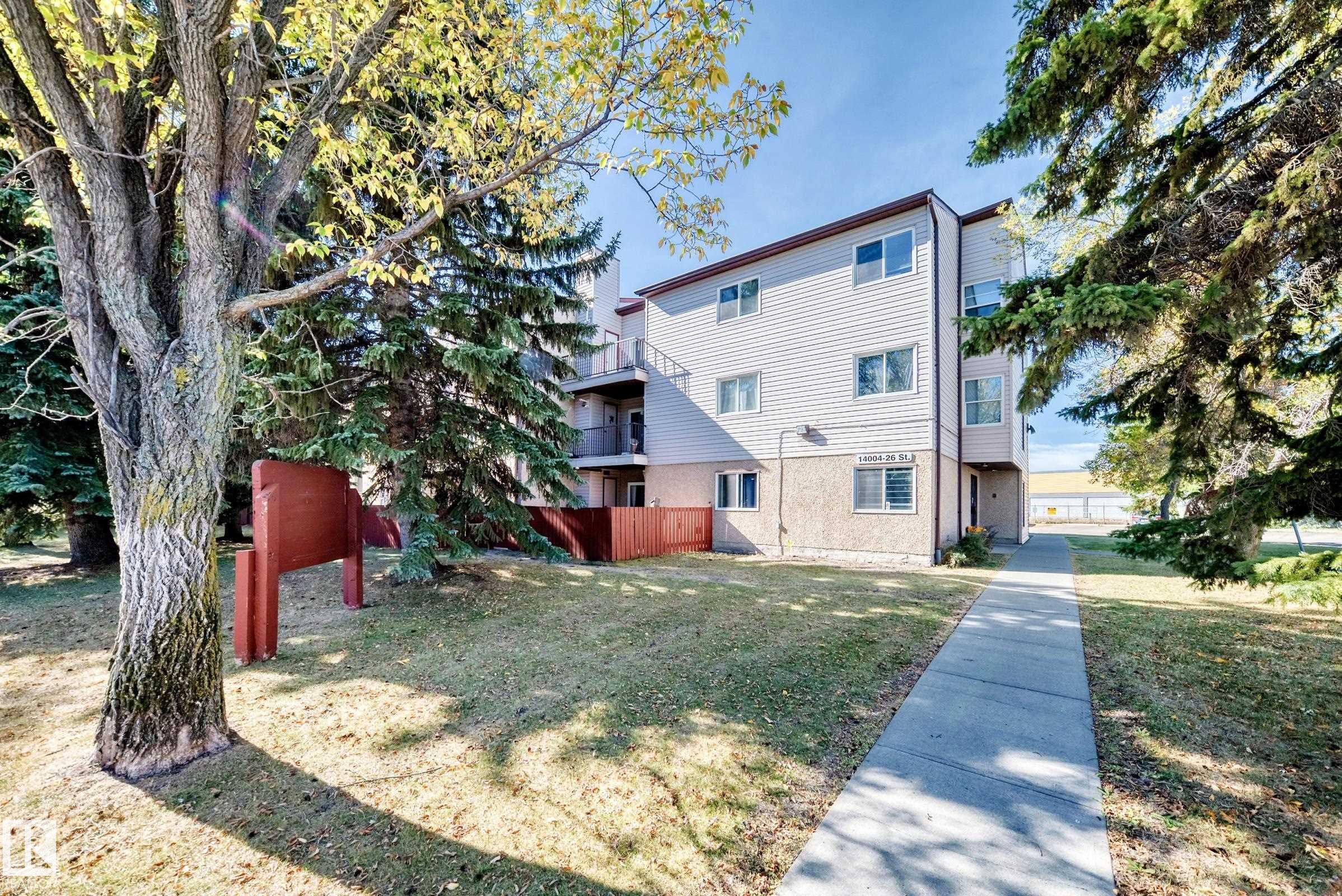 Photo 2 at 305 - 14004 26 Street NW, Bannerman, Edmonton