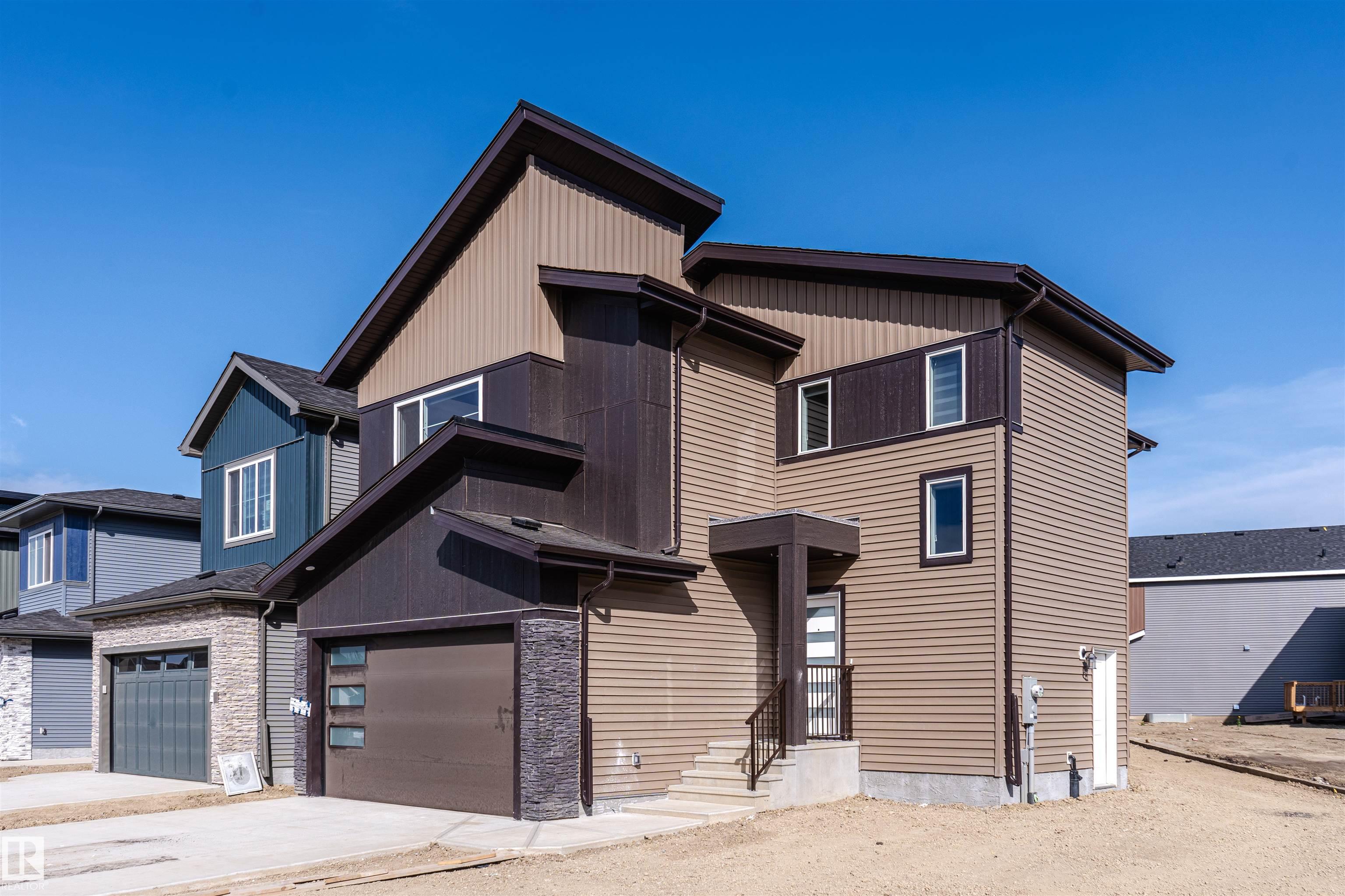 Photo 2 at 24 Norwyck Way, Fenwyck, Spruce Grove