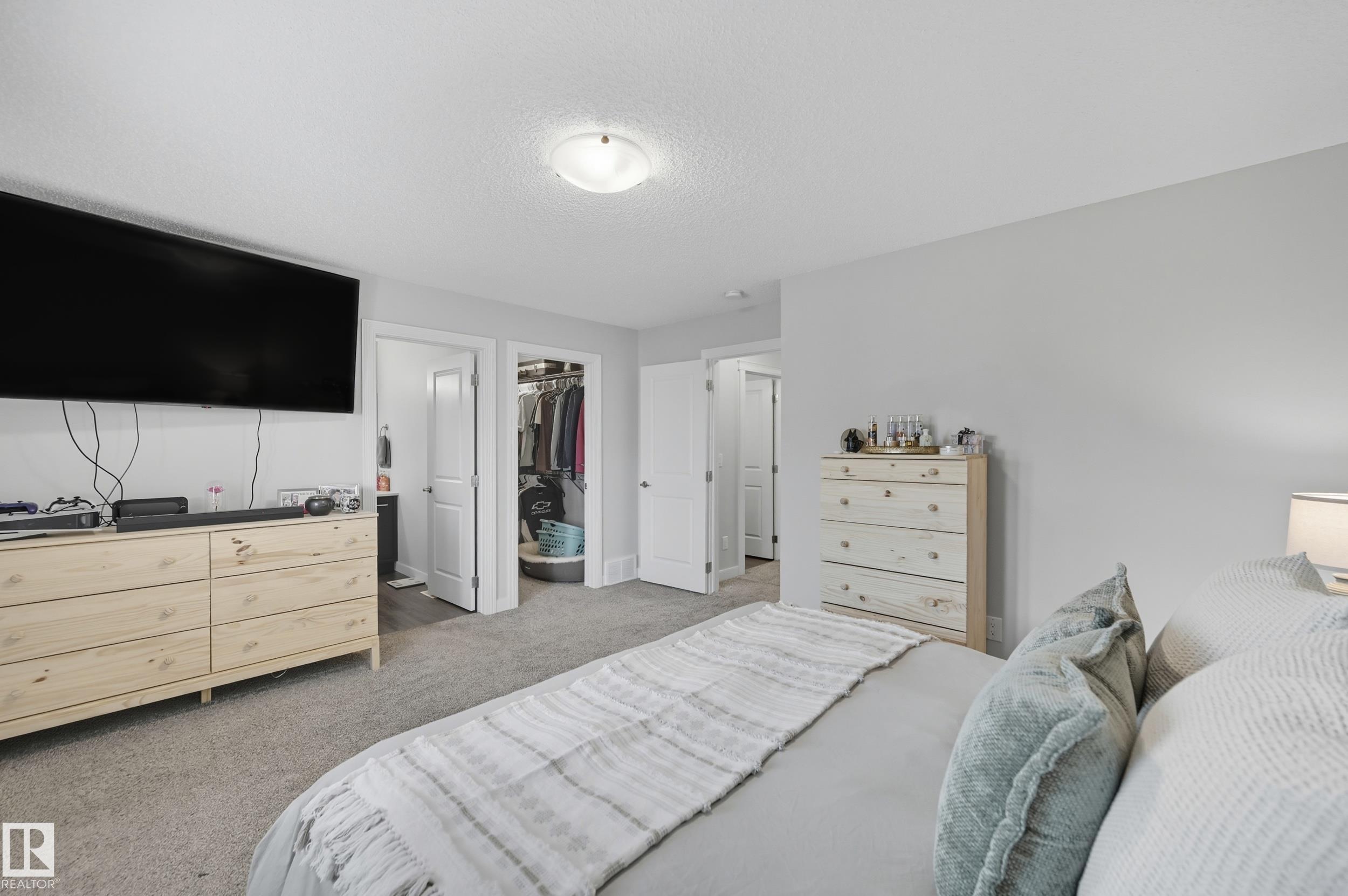 Photo 13 at 10615 98 Street, Morinville