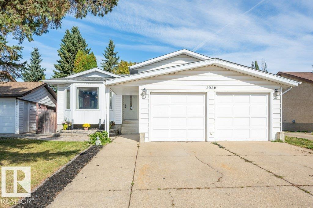 3536 19 Avenue NW, Daly Grove, Edmonton 