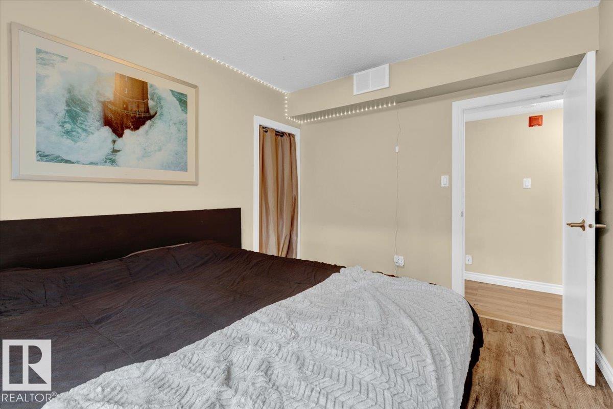 Photo 20 at 4 - 9650 82 Avenue NW, Strathcona, Edmonton