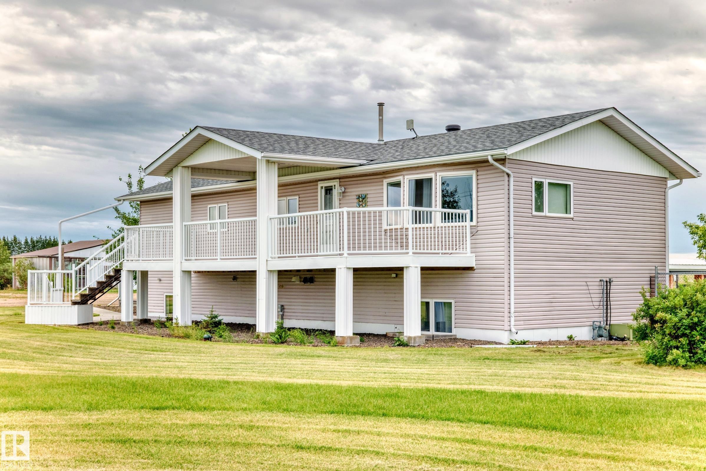 25027 Twp Rd 484, None, Rural Leduc County 