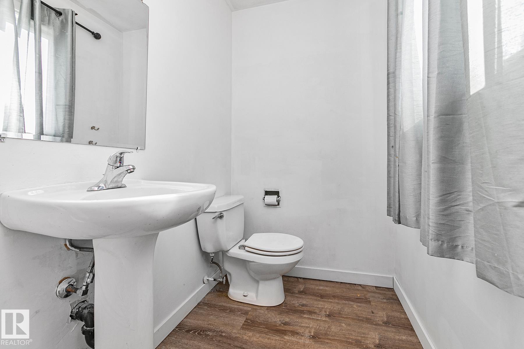Photo 17 at 3 Wilson Crescent, Westboro, Sherwood Park