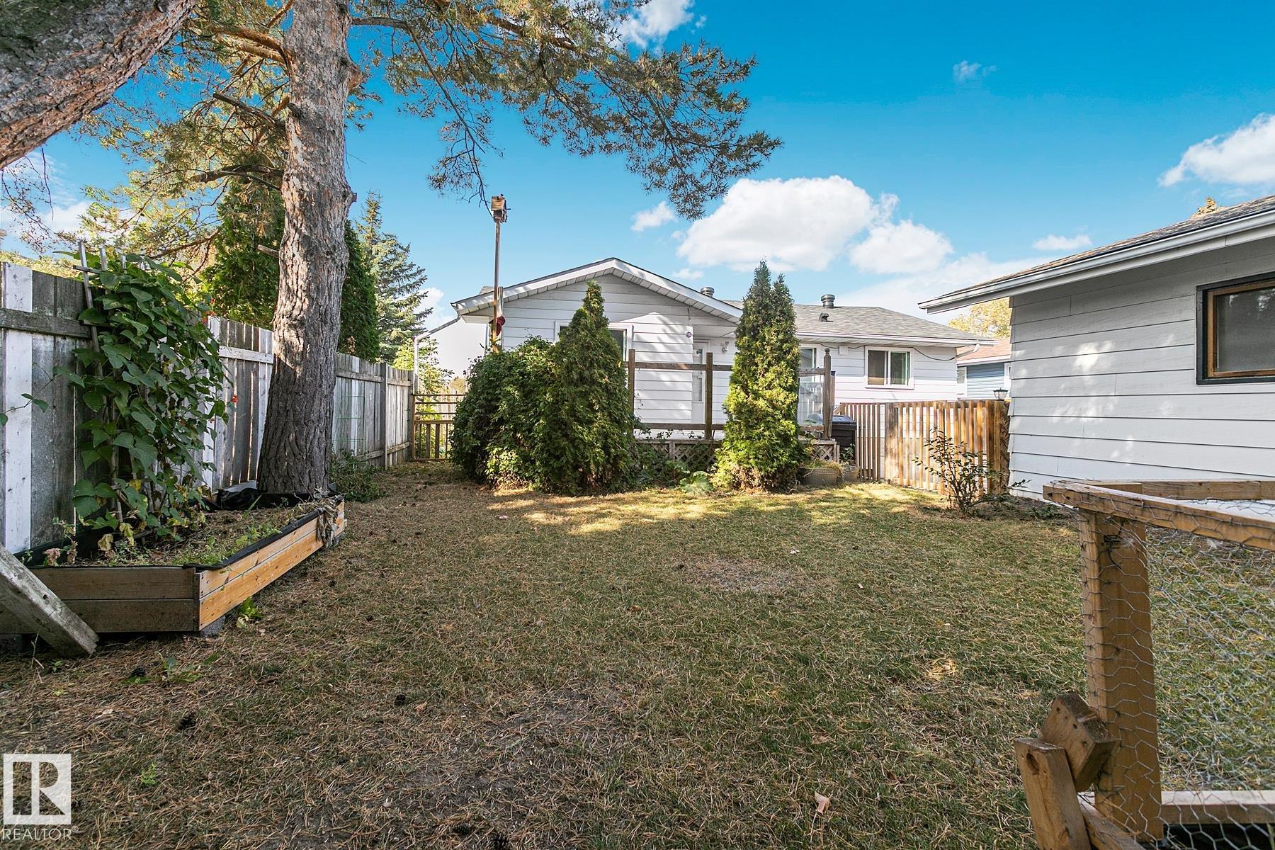 Photo 46 at 3 Wilson Crescent, Westboro, Sherwood Park