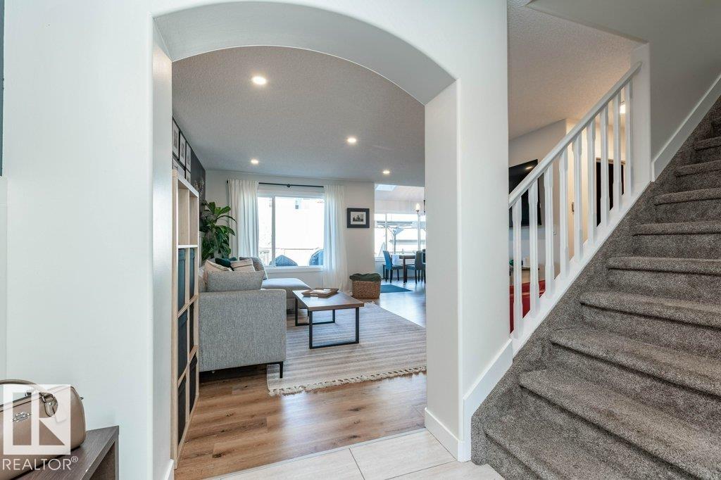 Photo 3 at 98 Rue Monette, Montalet, Beaumont