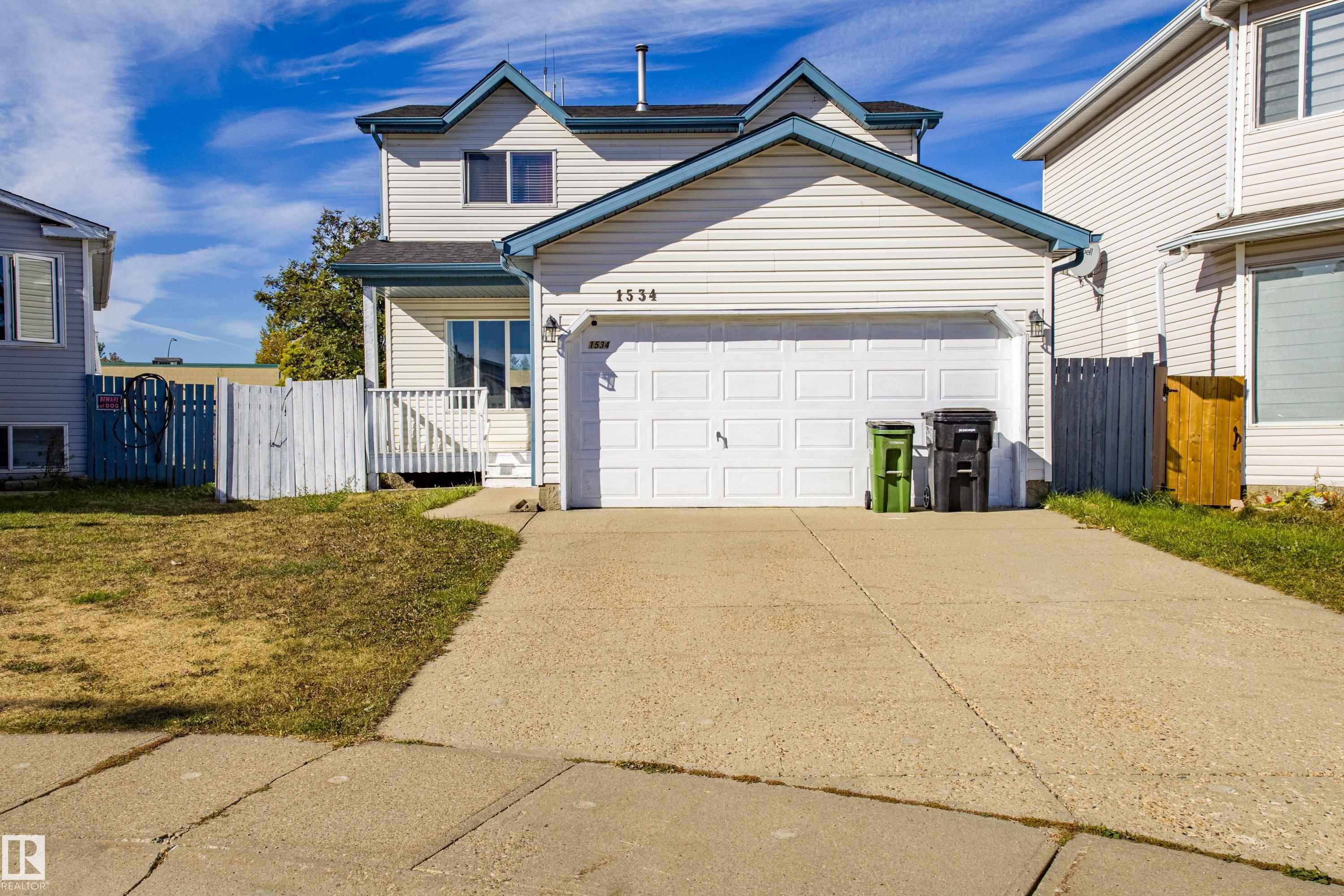 1534 49a Street NW, Crawford Plains, Edmonton 