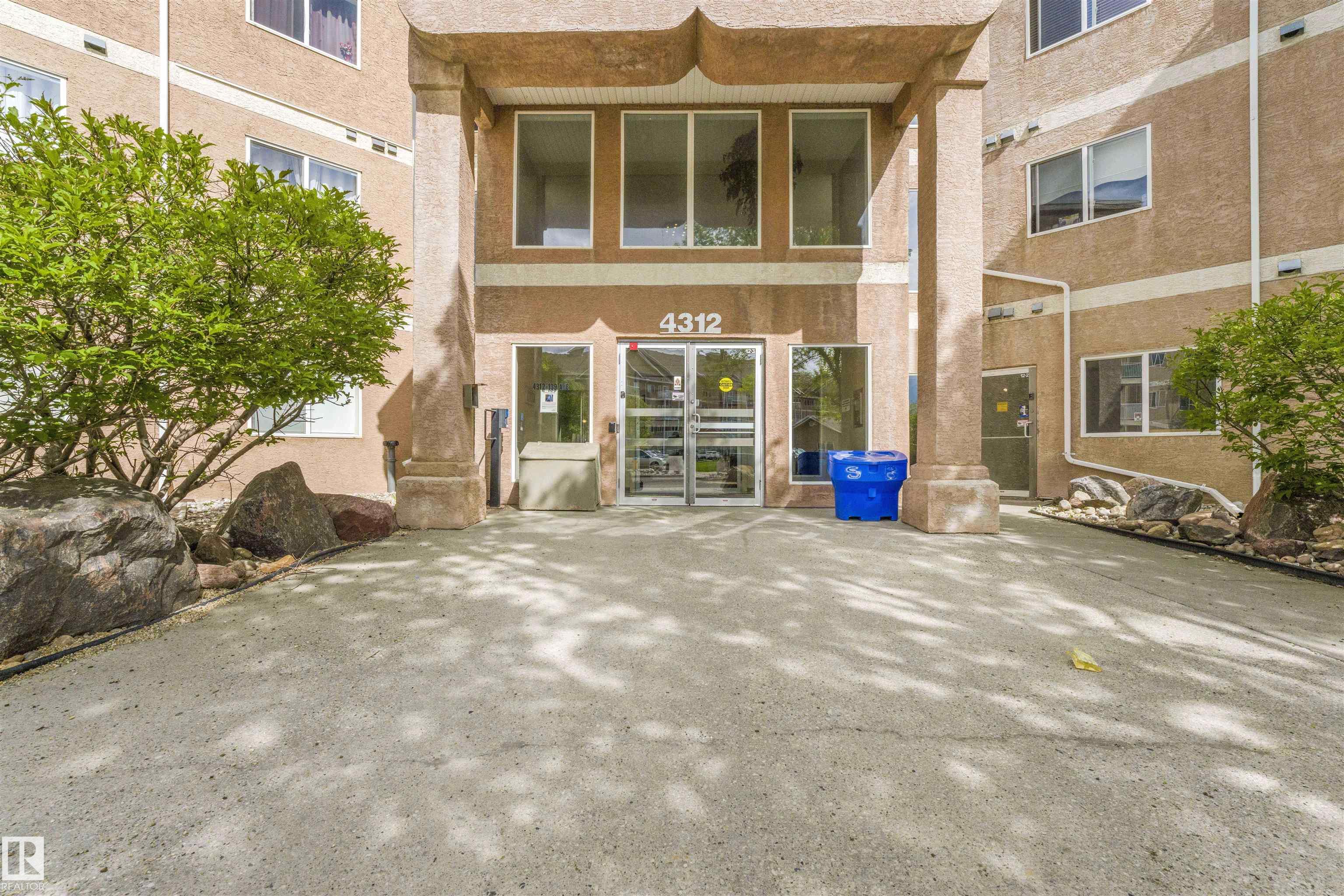 #213 4312 139 Avenue NW, Clareview Town Centre, Edmonton 