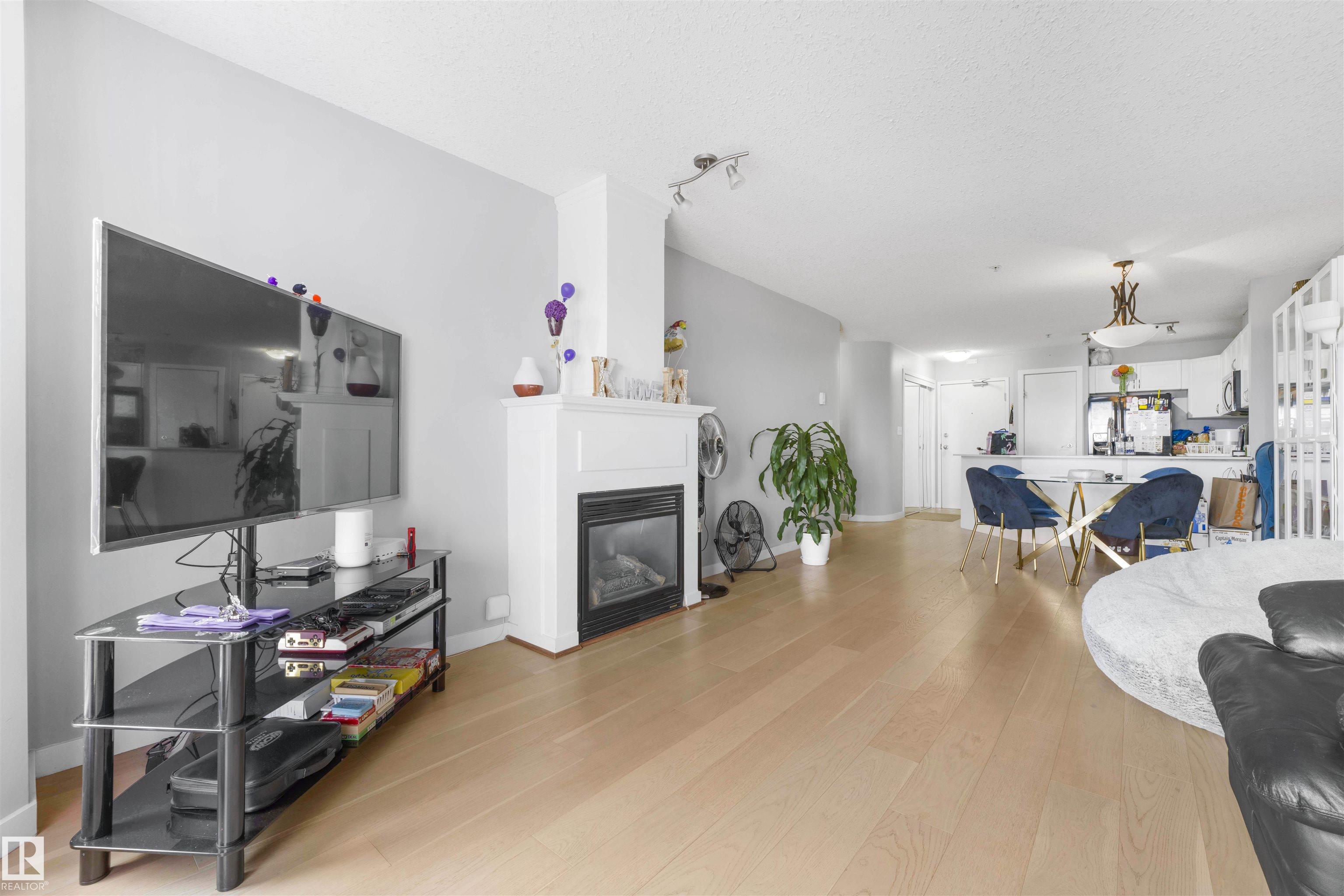 Photo 13 at #213 4312 139 Avenue NW, Clareview Town Centre, Edmonton