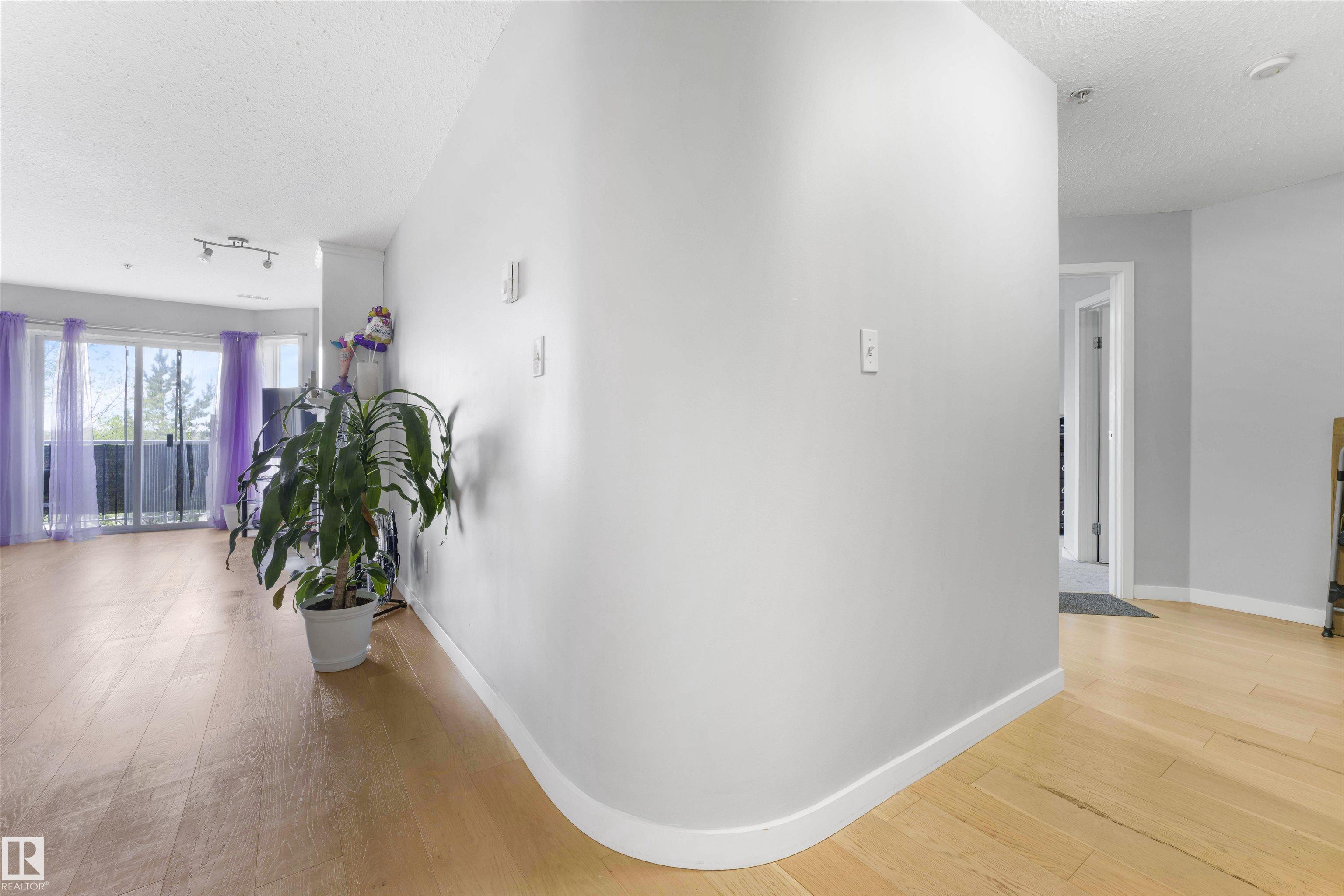 Photo 7 at #213 4312 139 Avenue NW, Clareview Town Centre, Edmonton