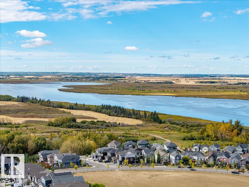 http://cdnparap120.paragonrels.com/ParagonImages/Property/p12/RAE/225372156/68/0/0/d42b20a486caf82da4c48f74ede82266/1/66786dfa0ecfa861db173c7ca431c6a0/225372156-1dbb6f21-cd29-4db0-bbea-e5ef20465316.JPG