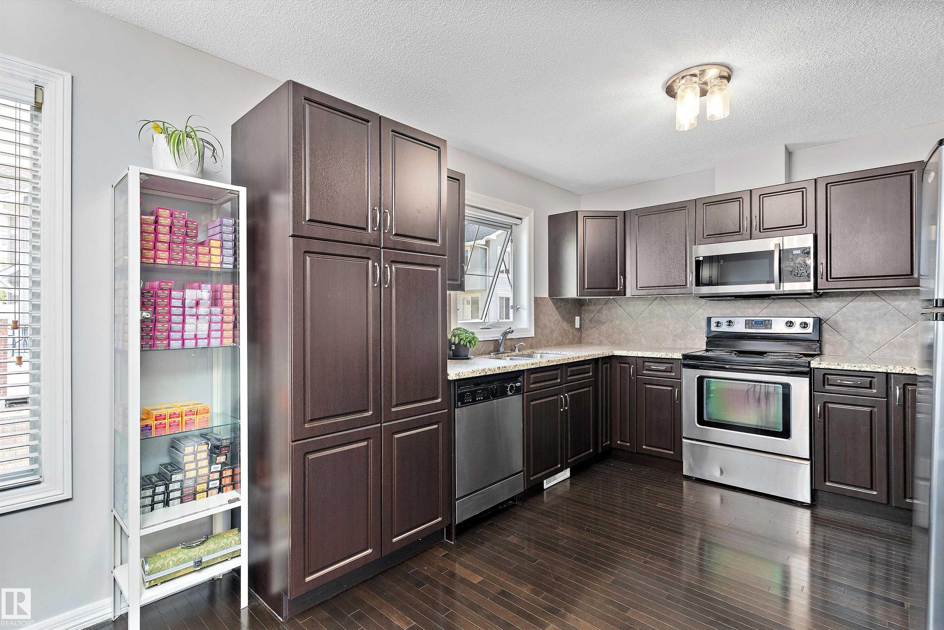 Photo 16 at 24 - 2336 Aspen Trail NW, Emerald Hills, Sherwood Park