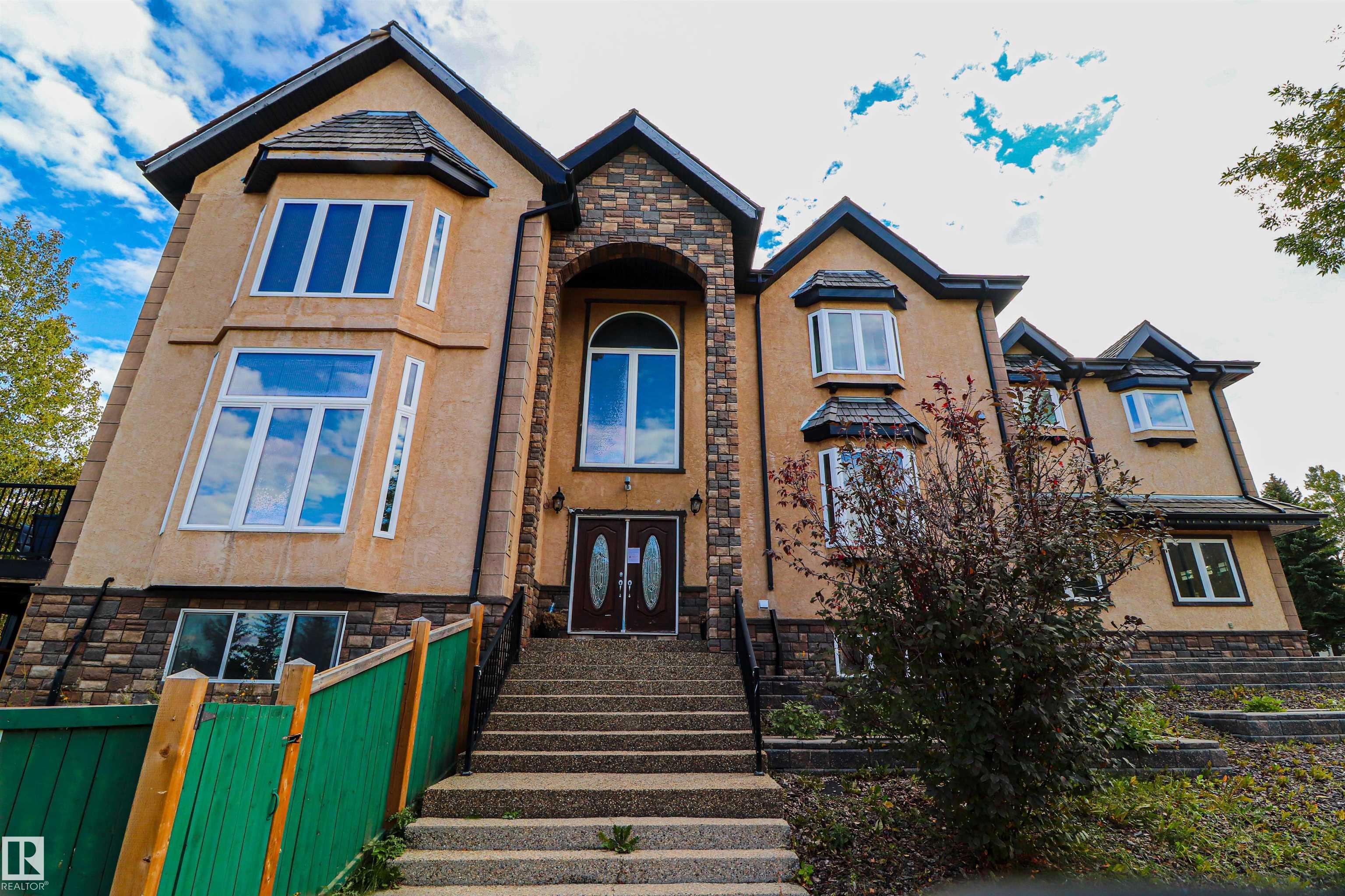 Photo 2 at 47 Blackburn Drive SW, Blackburne, Edmonton