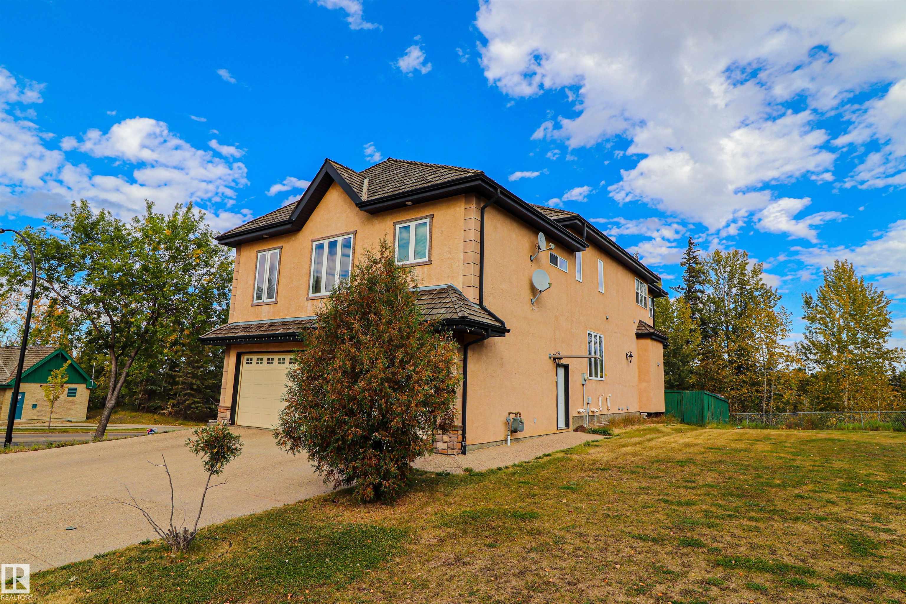 Photo 6 at 47 Blackburn Drive SW, Blackburne, Edmonton