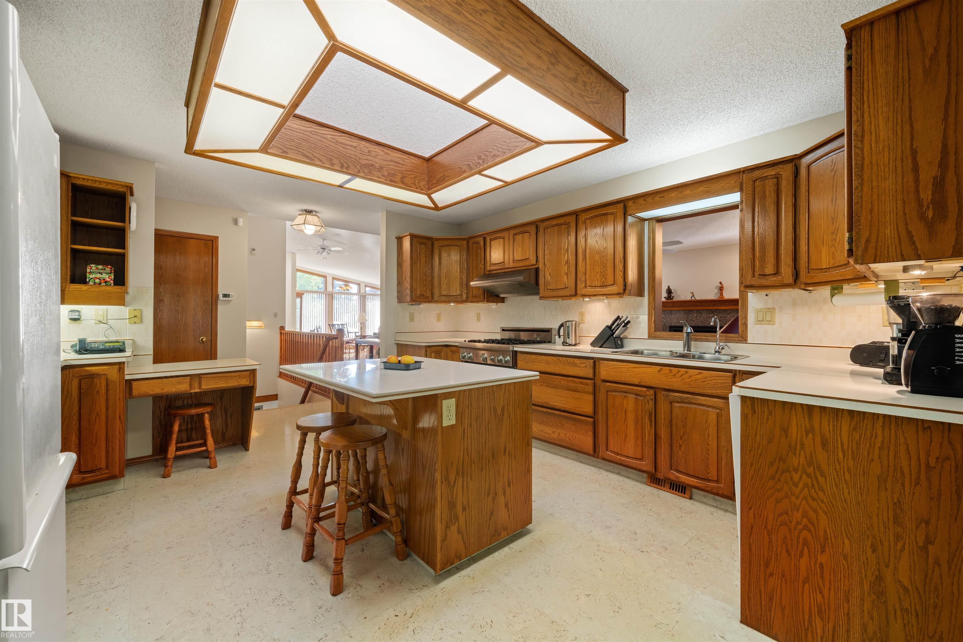 Photo 19 at 12412 28 Avenue NW, Blue Quill Estates, Edmonton
