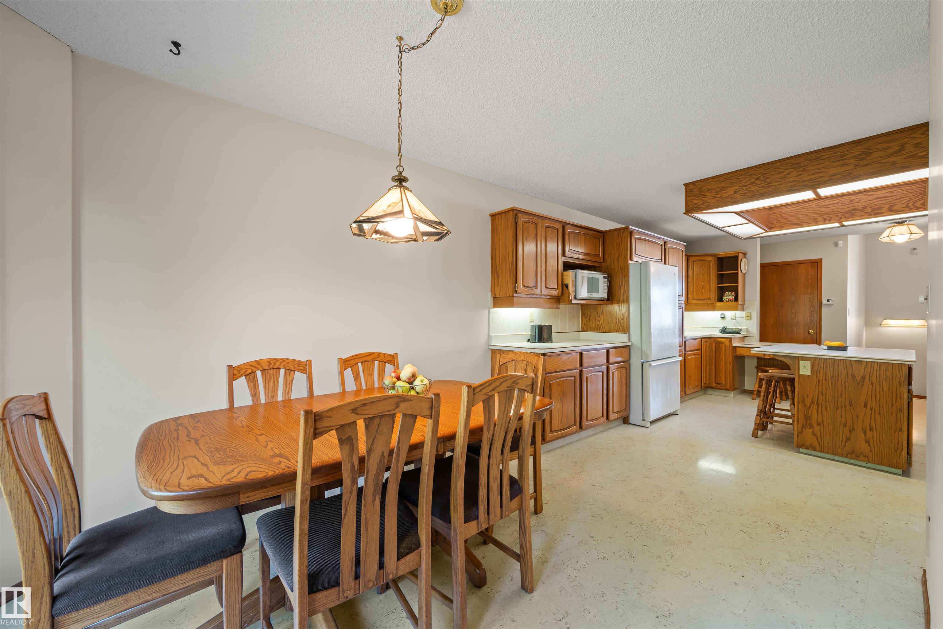 Photo 20 at 12412 28 Avenue NW, Blue Quill Estates, Edmonton