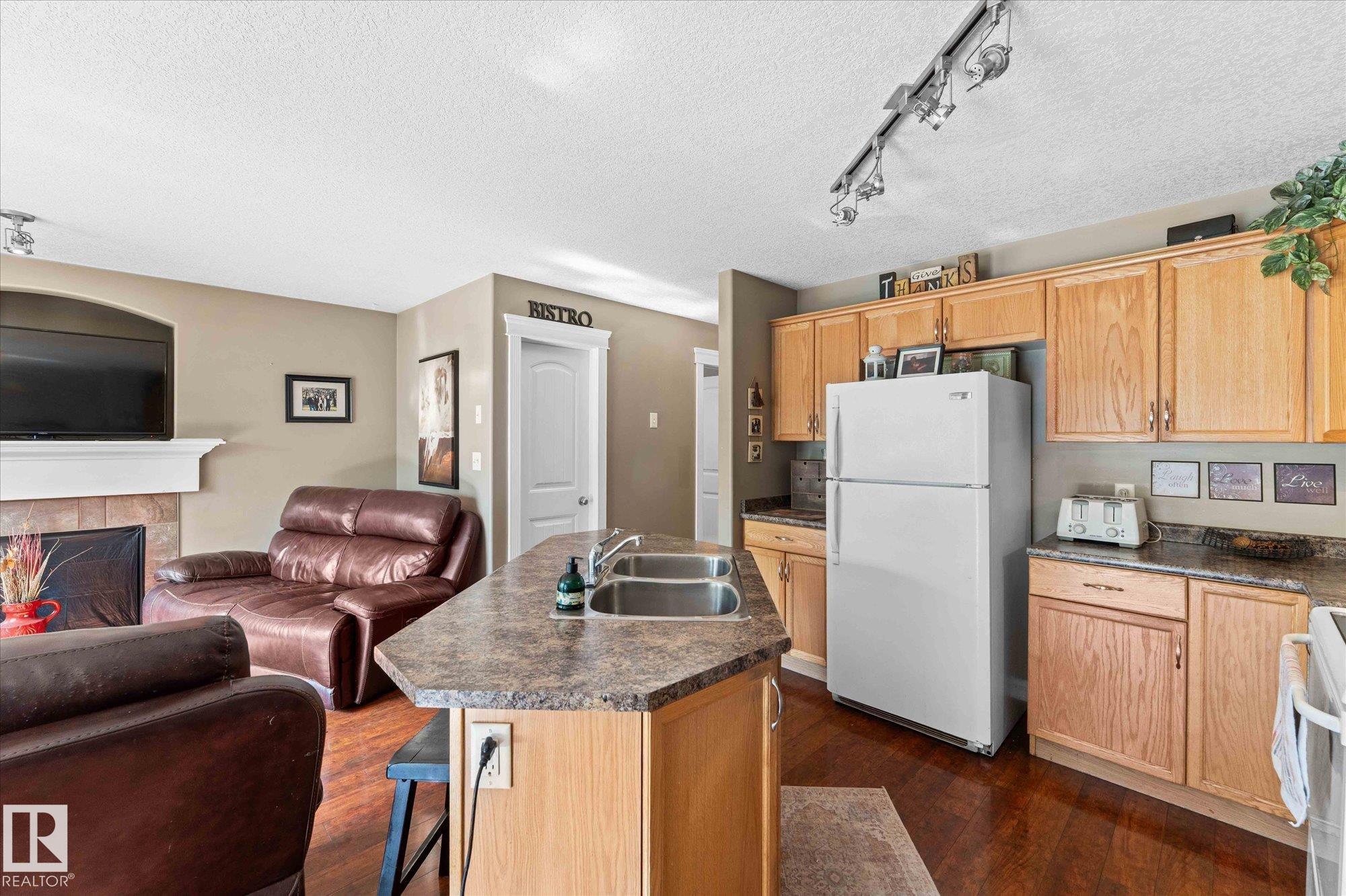 Photo 11 at 125 Meridian Loop, Meridian Cove, Stony Plain