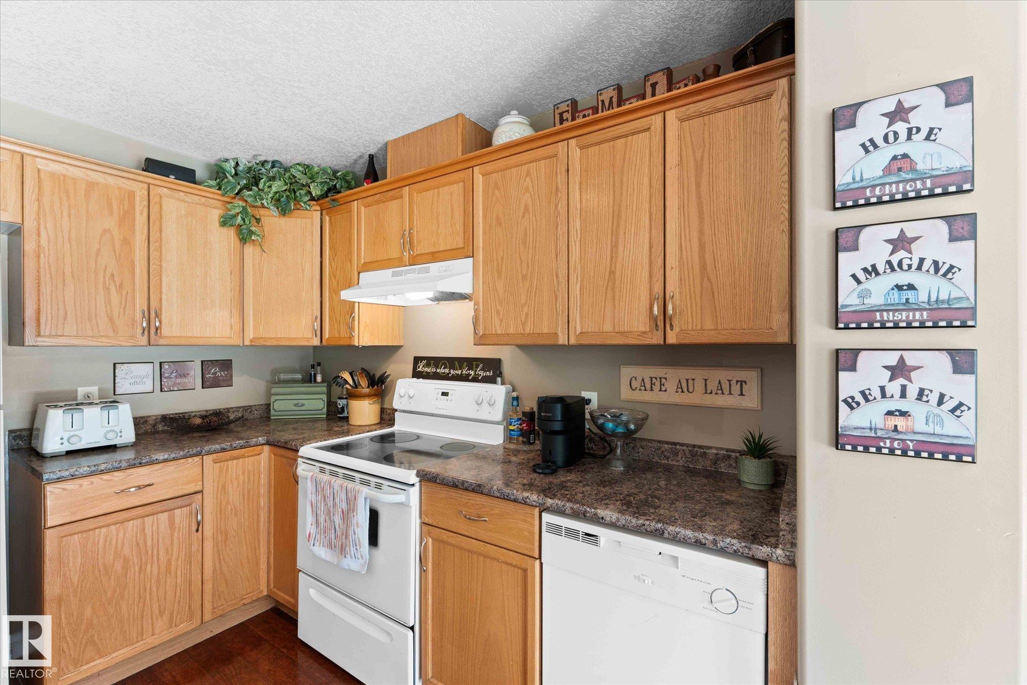 Photo 12 at 125 Meridian Loop, Meridian Cove, Stony Plain