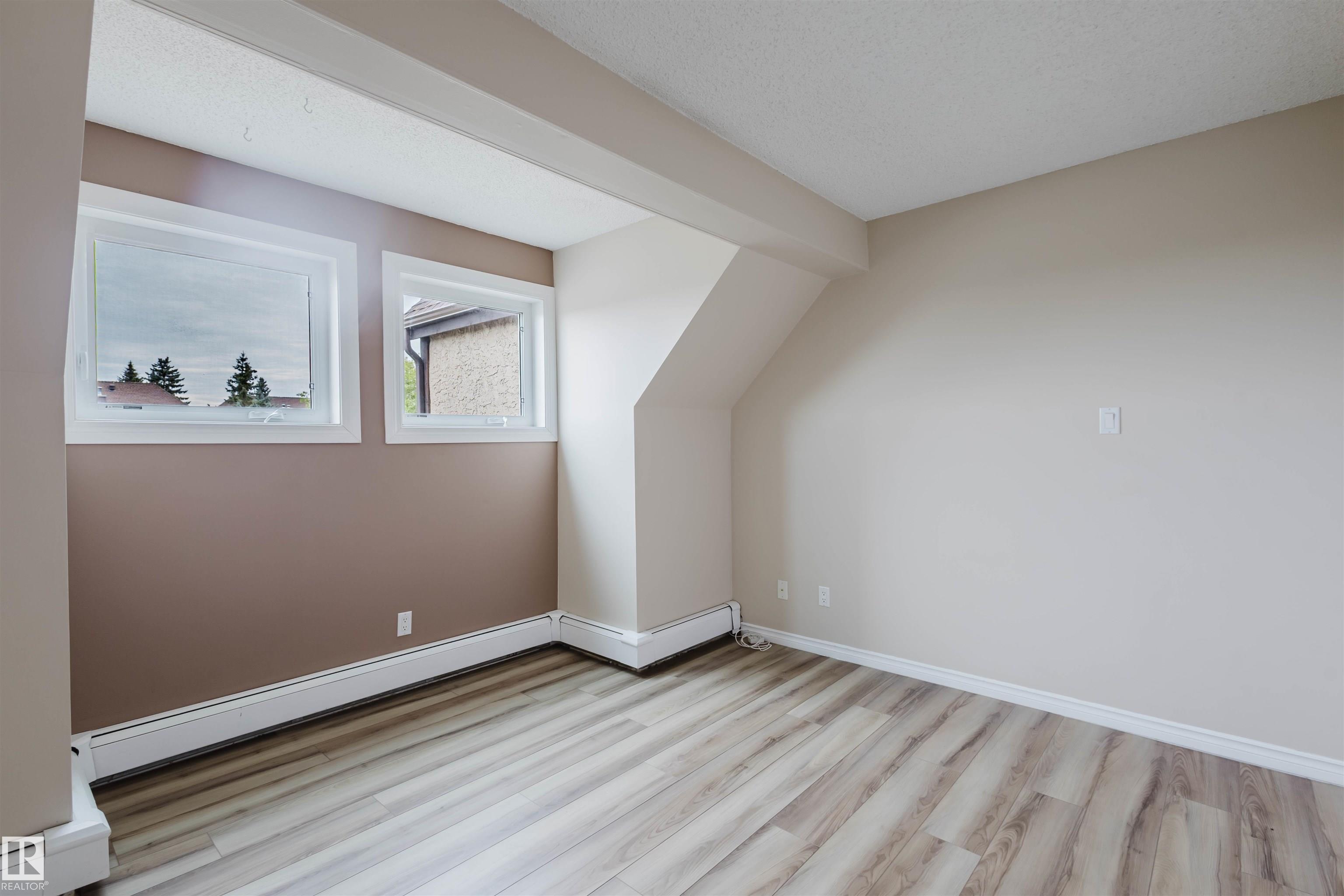 Photo 20 at 9044 Tudor Glen, Grandin, St. Albert