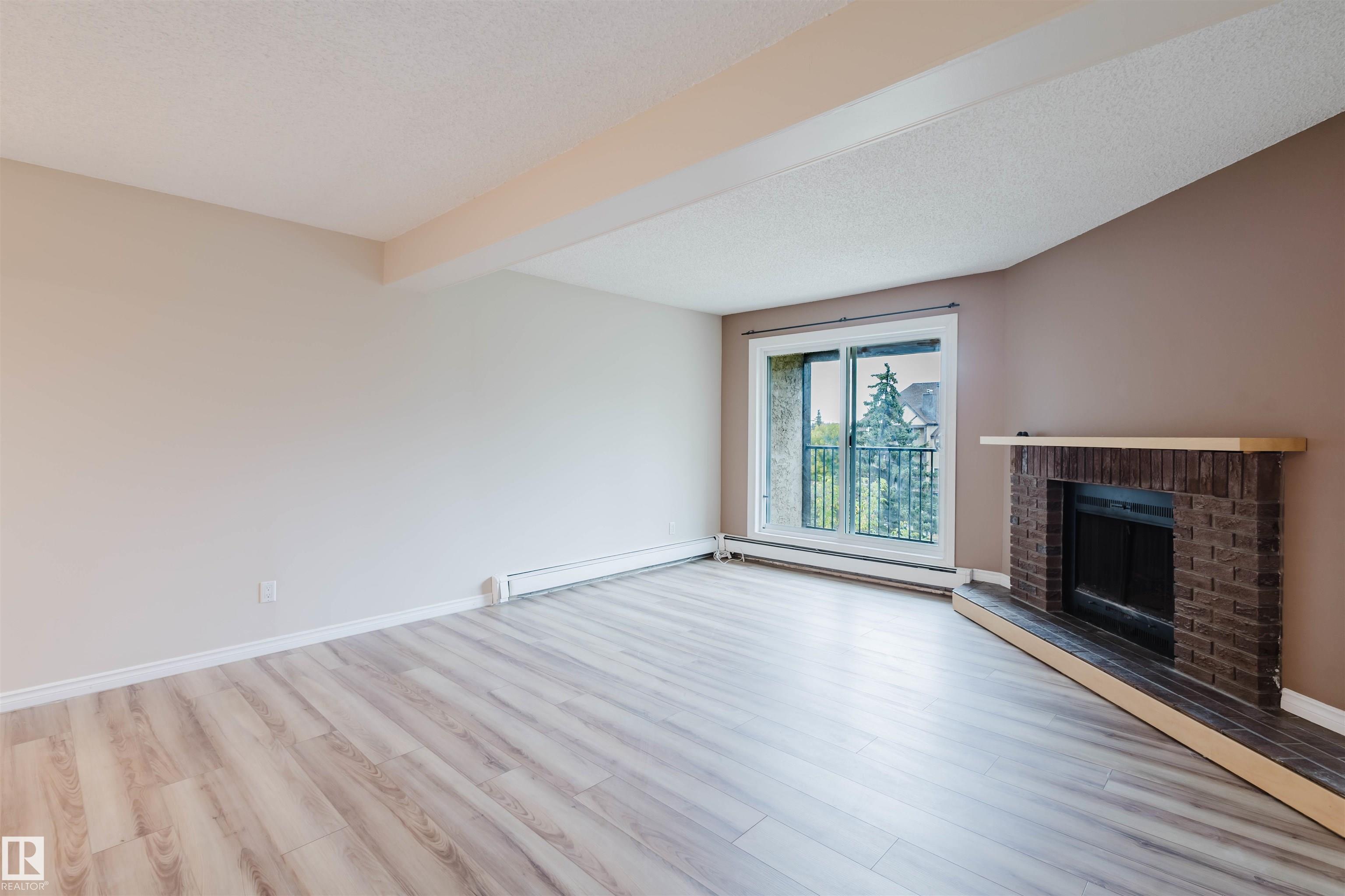 Photo 4 at 9044 Tudor Glen, Grandin, St. Albert