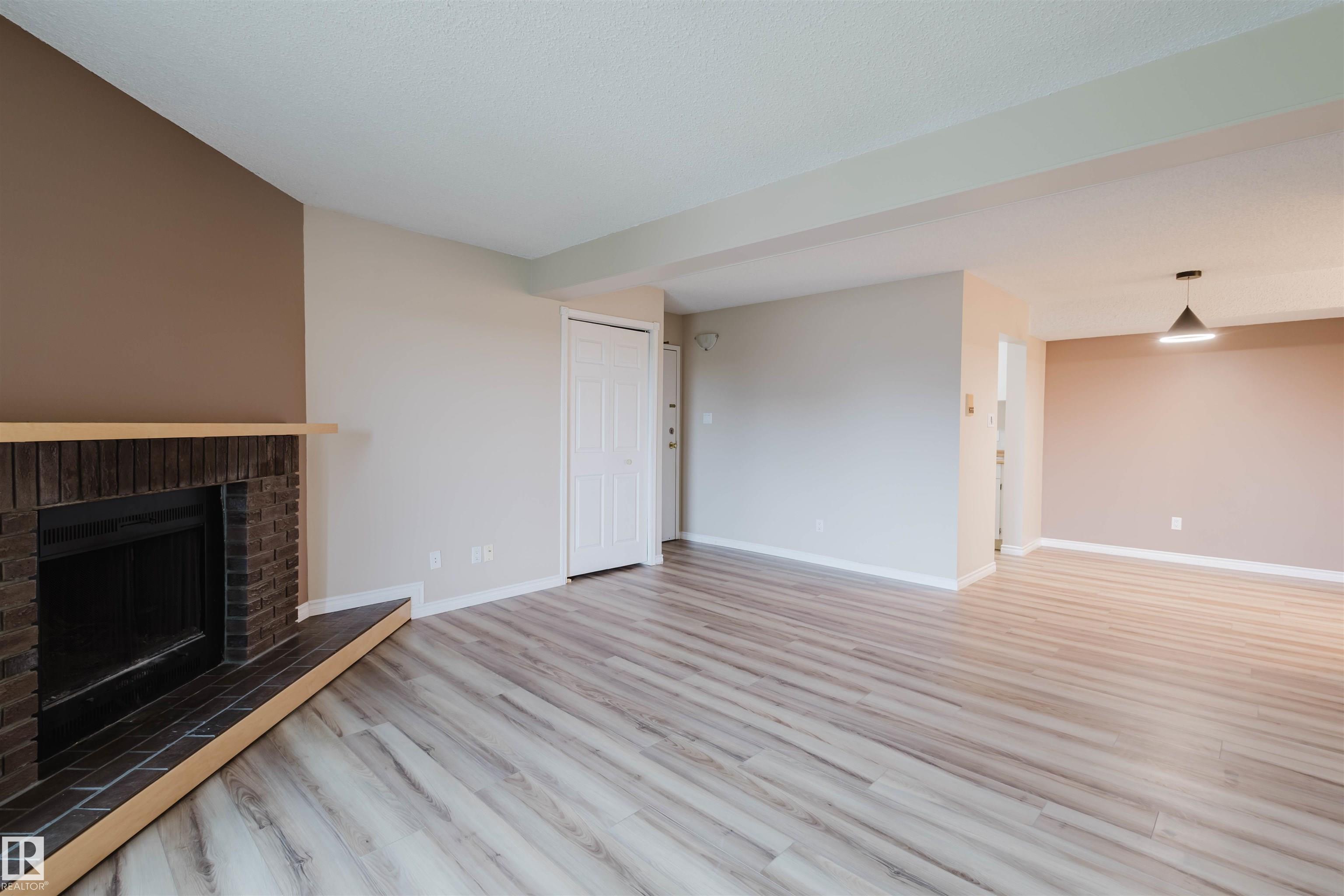 Photo 7 at 9044 Tudor Glen, Grandin, St. Albert