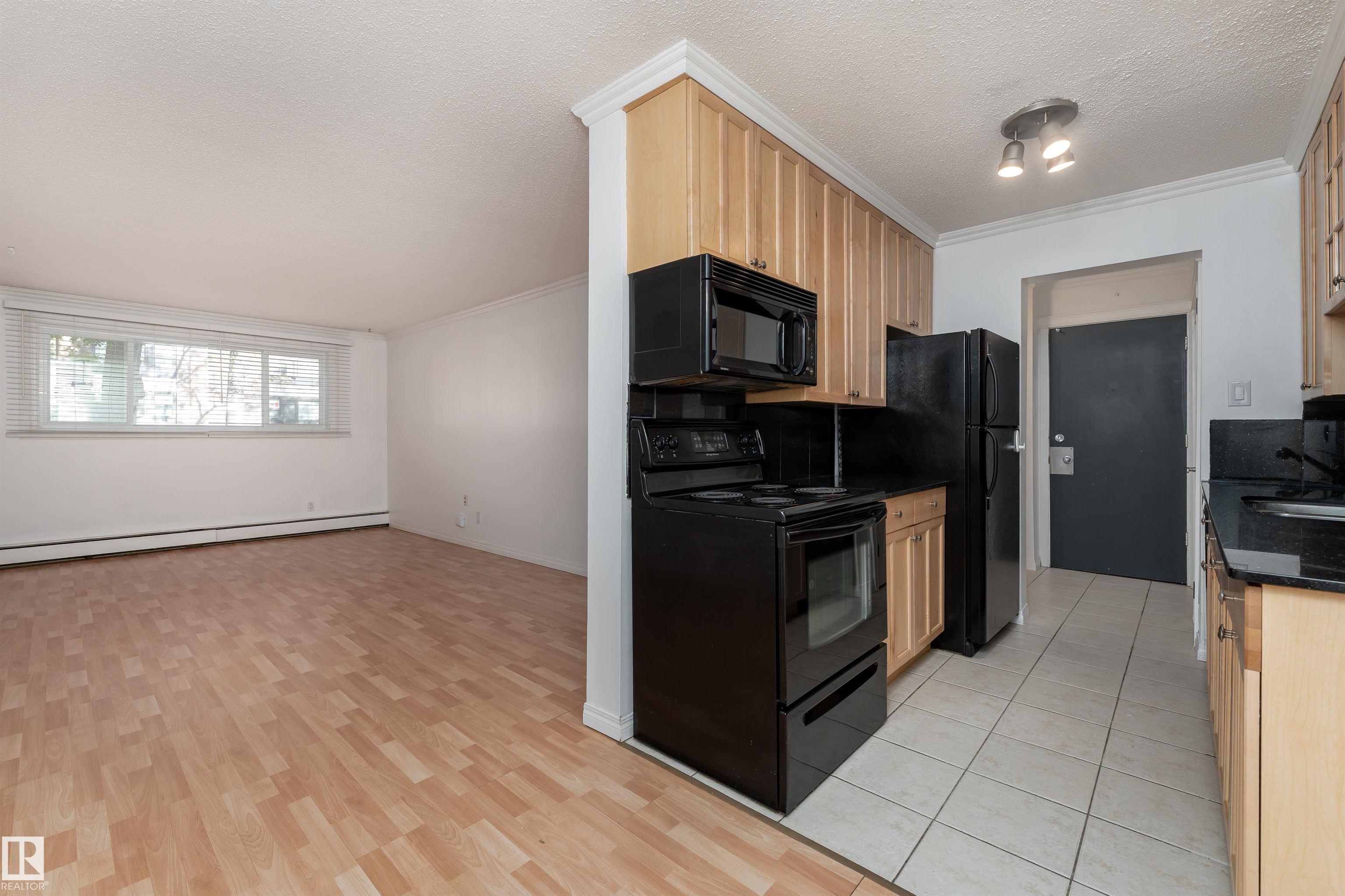 Photo 13 at 101 - 9925 83 Avenue NW, Strathcona, Edmonton