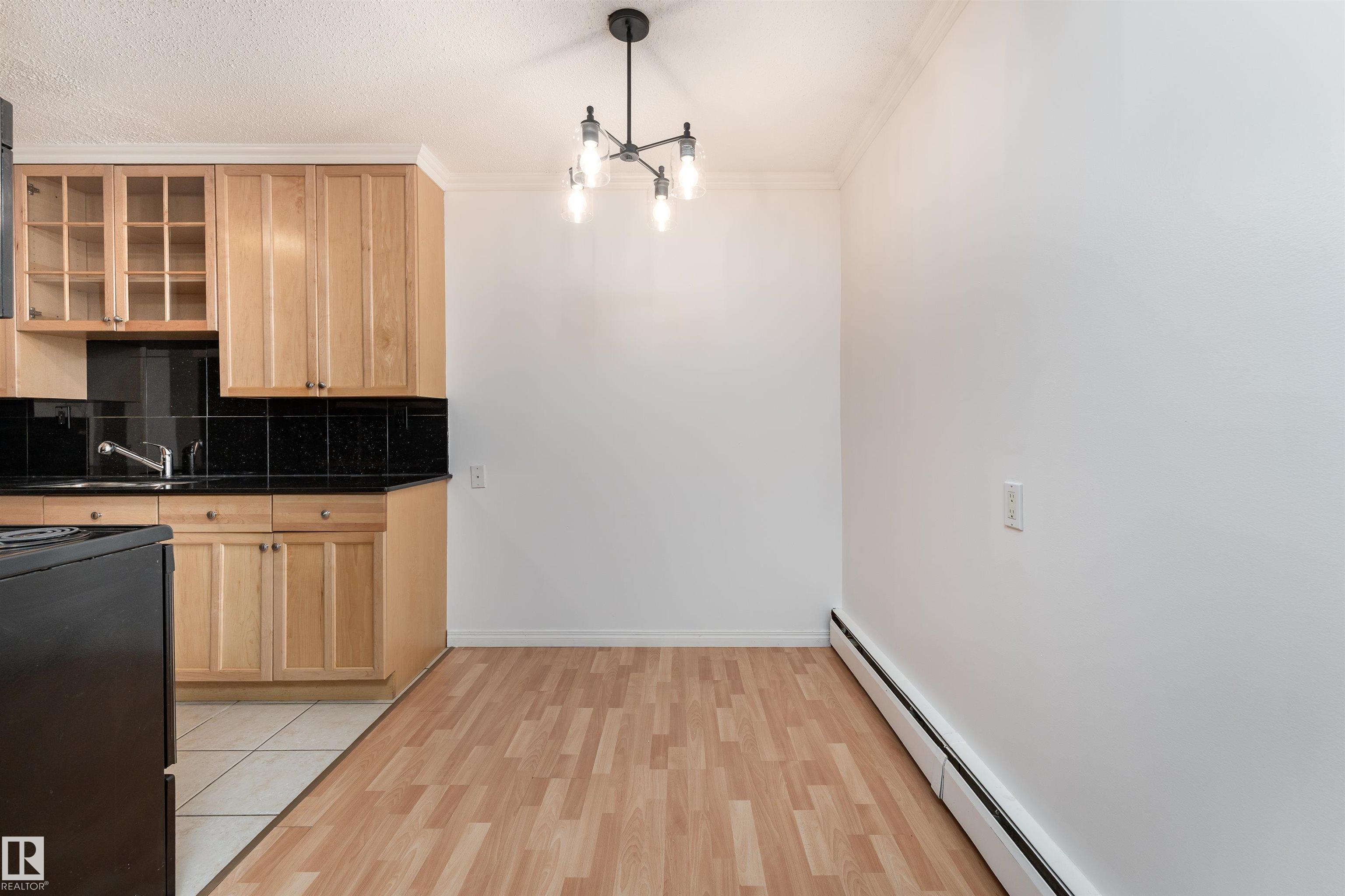 Photo 10 at 101 - 9925 83 Avenue NW, Strathcona, Edmonton