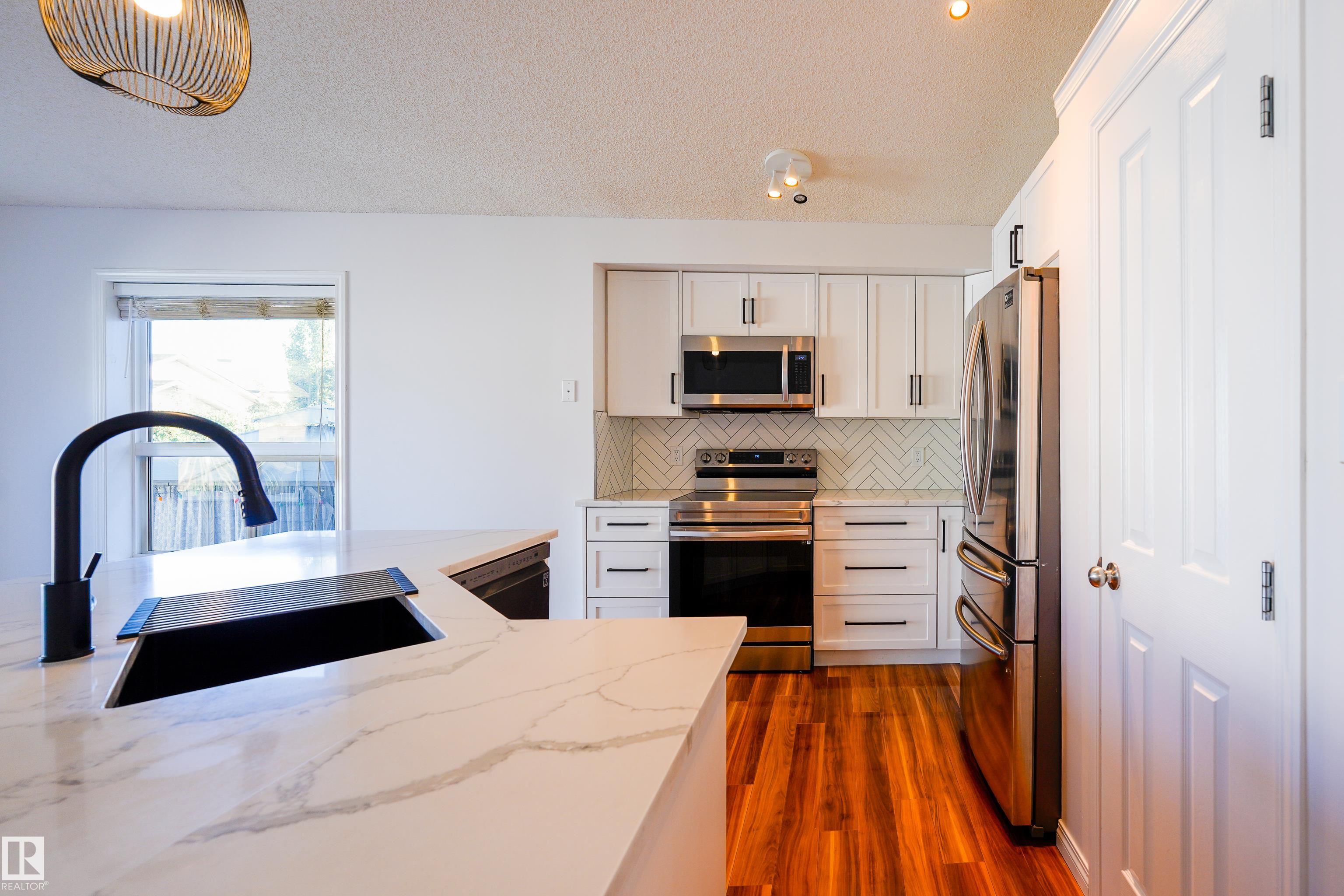 Photo 14 at 409 84 Street SW, Ellerslie, Edmonton