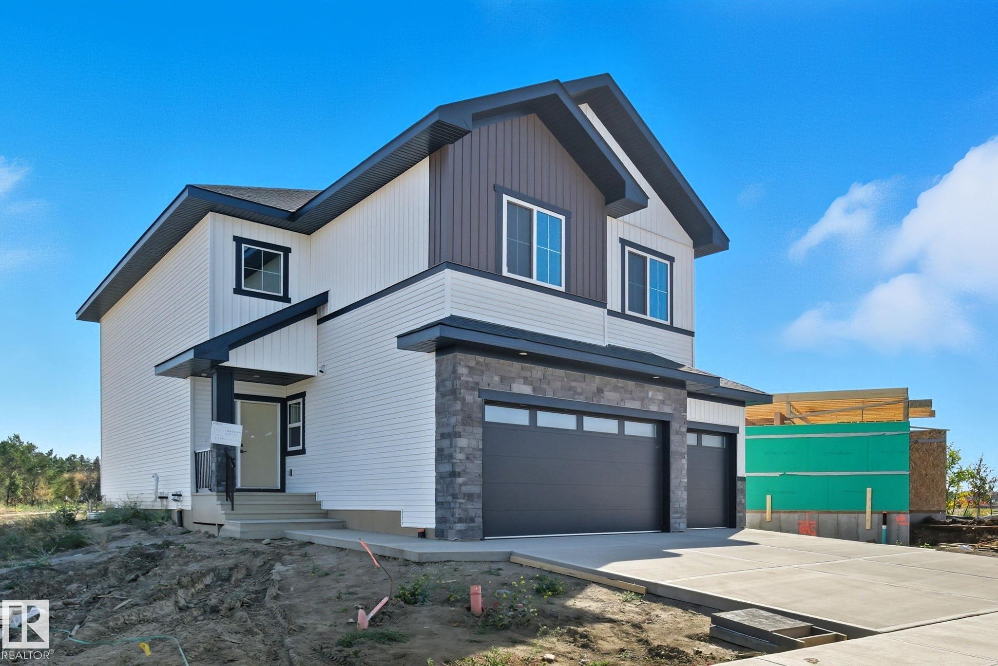 Photo 2 at 3325 Chernowski Way SW, Chappelle Area, Edmonton