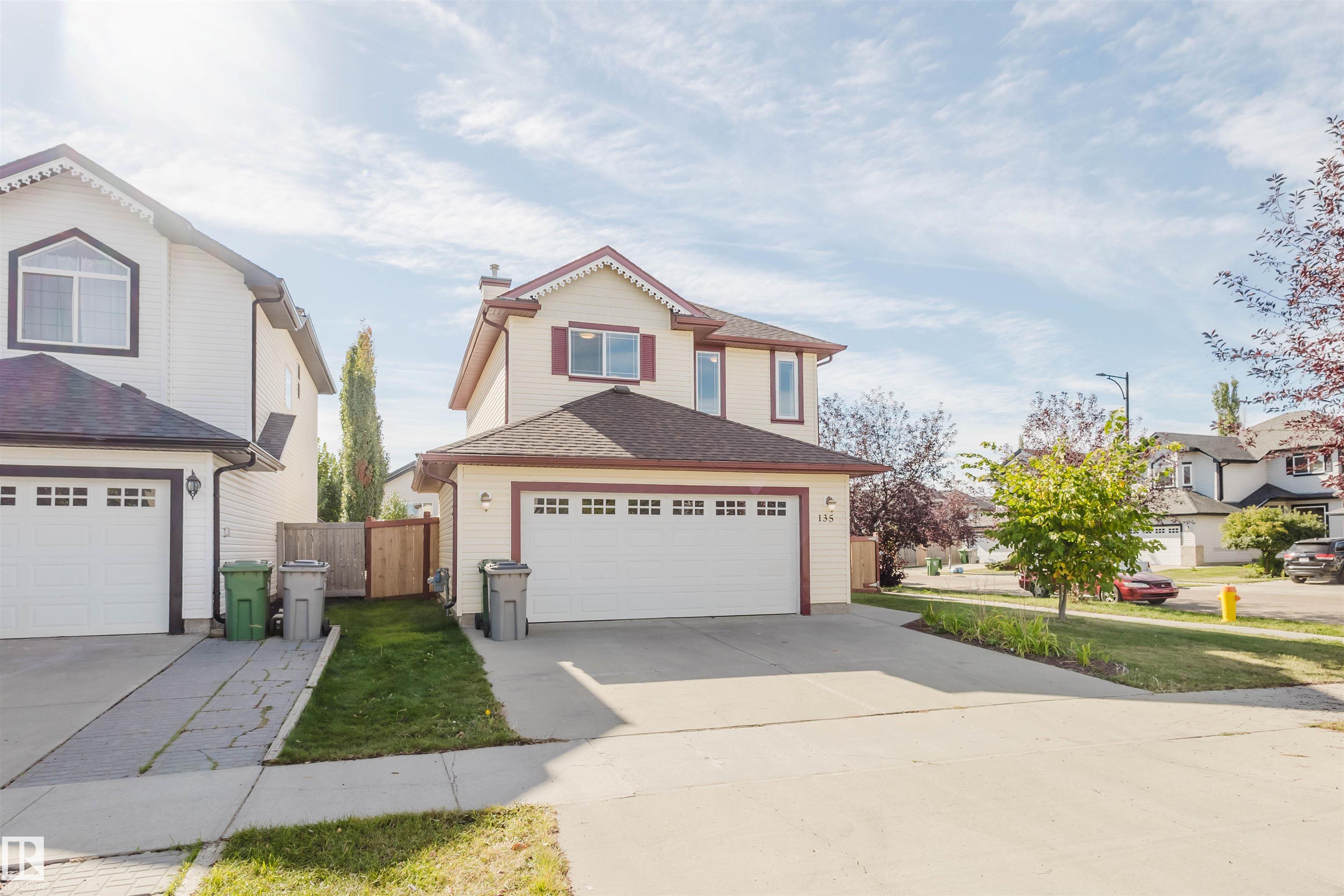 Photo 2 at 135 Rue Marquet, Montalet, Beaumont