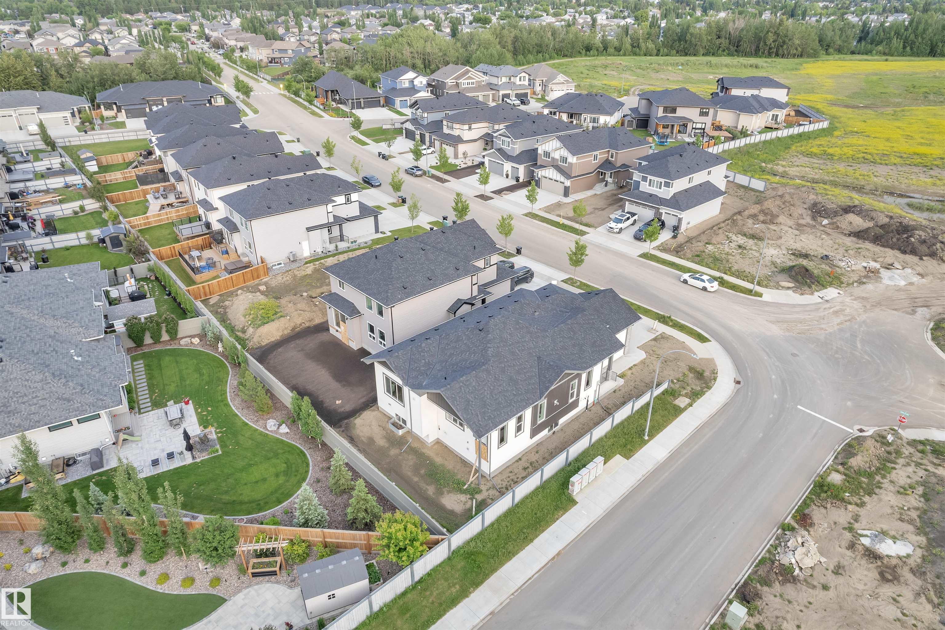 Photo 44 at 30 Avonlea Way, Jesperdale, Spruce Grove