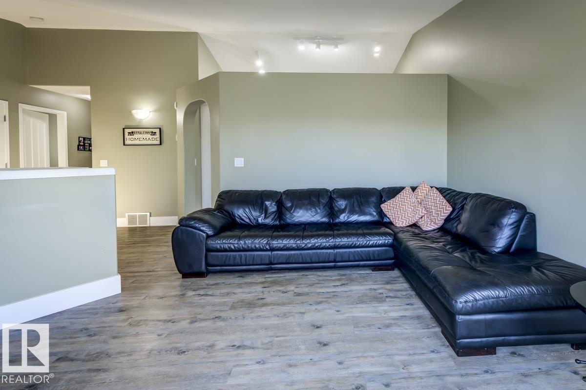 Photo 7 at 182 Foxboro Landing, Foxboro, Sherwood Park