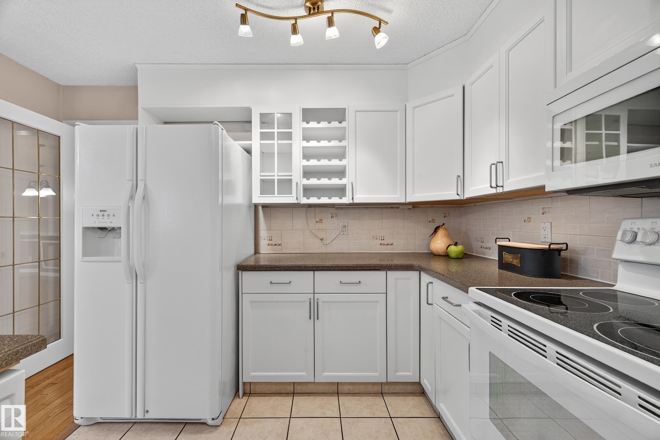 Picture for 11254 10A AV NW