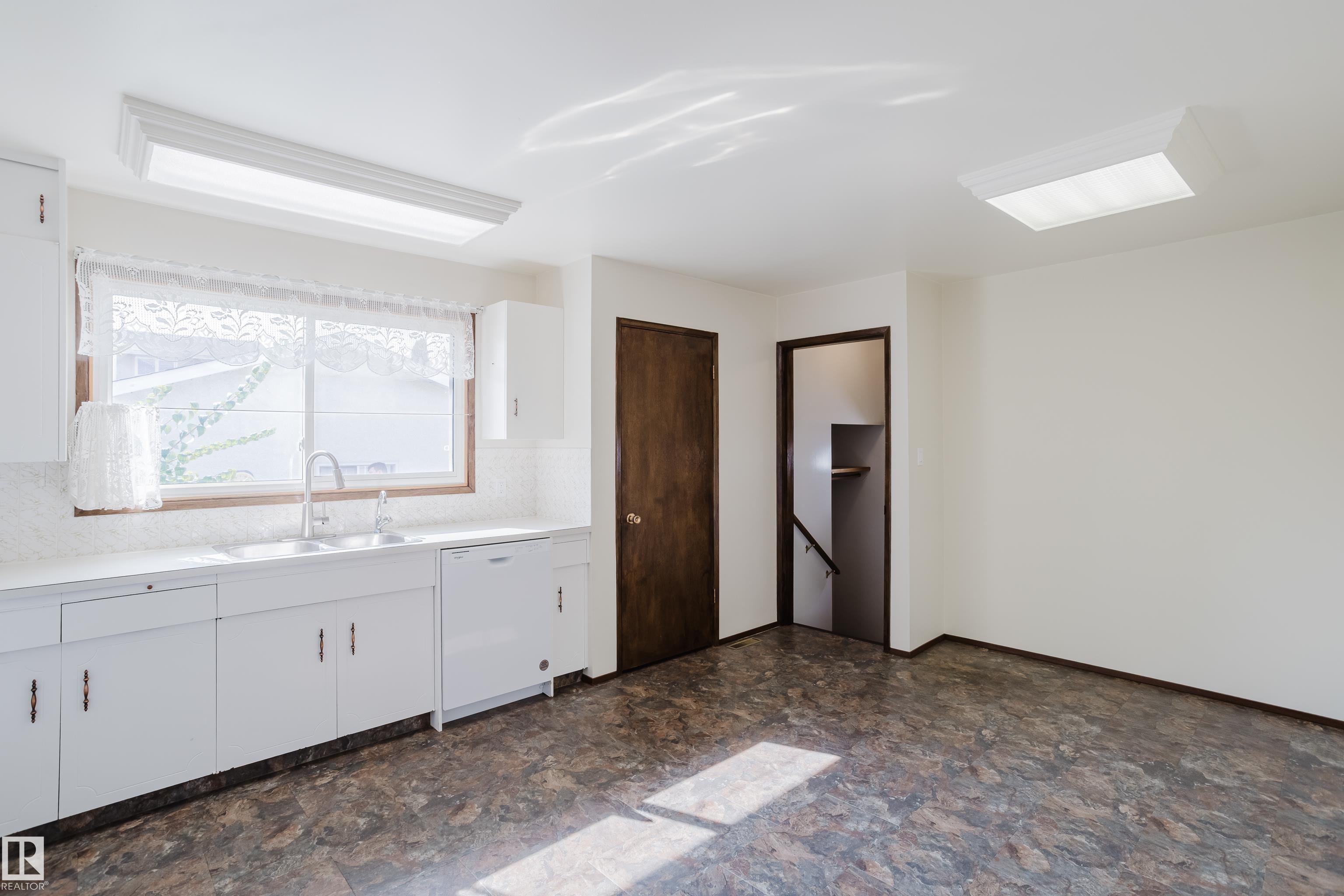 Photo 4 at 75 Westview Crescent, Woodhaven, Spruce Grove