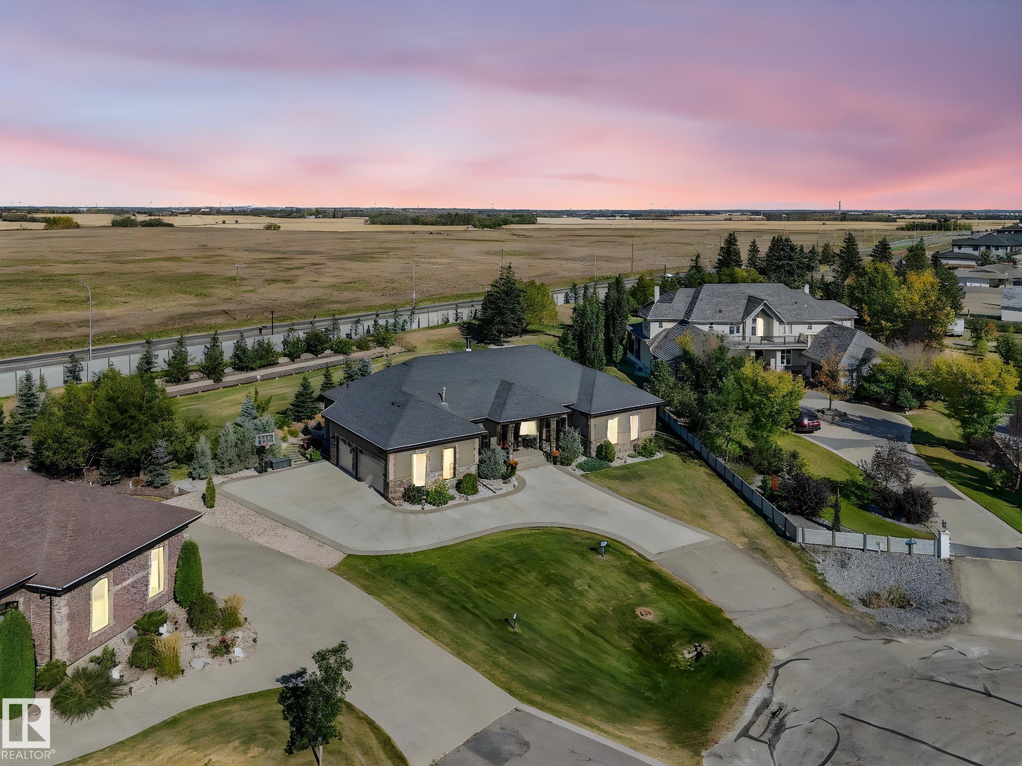 Photo 2 at 1110 - 50565 Rge Road 245, Lukas Estates, Rural Leduc County