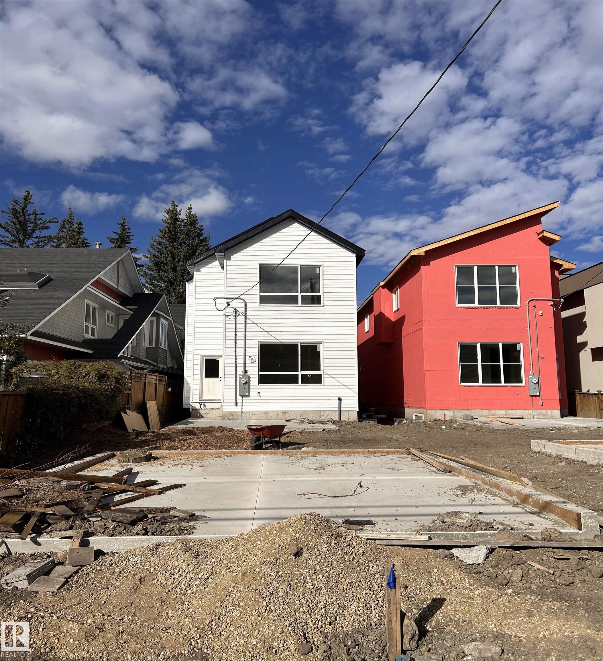 Photo 13 at 11613 79 Avenue NW, Belgravia, Edmonton