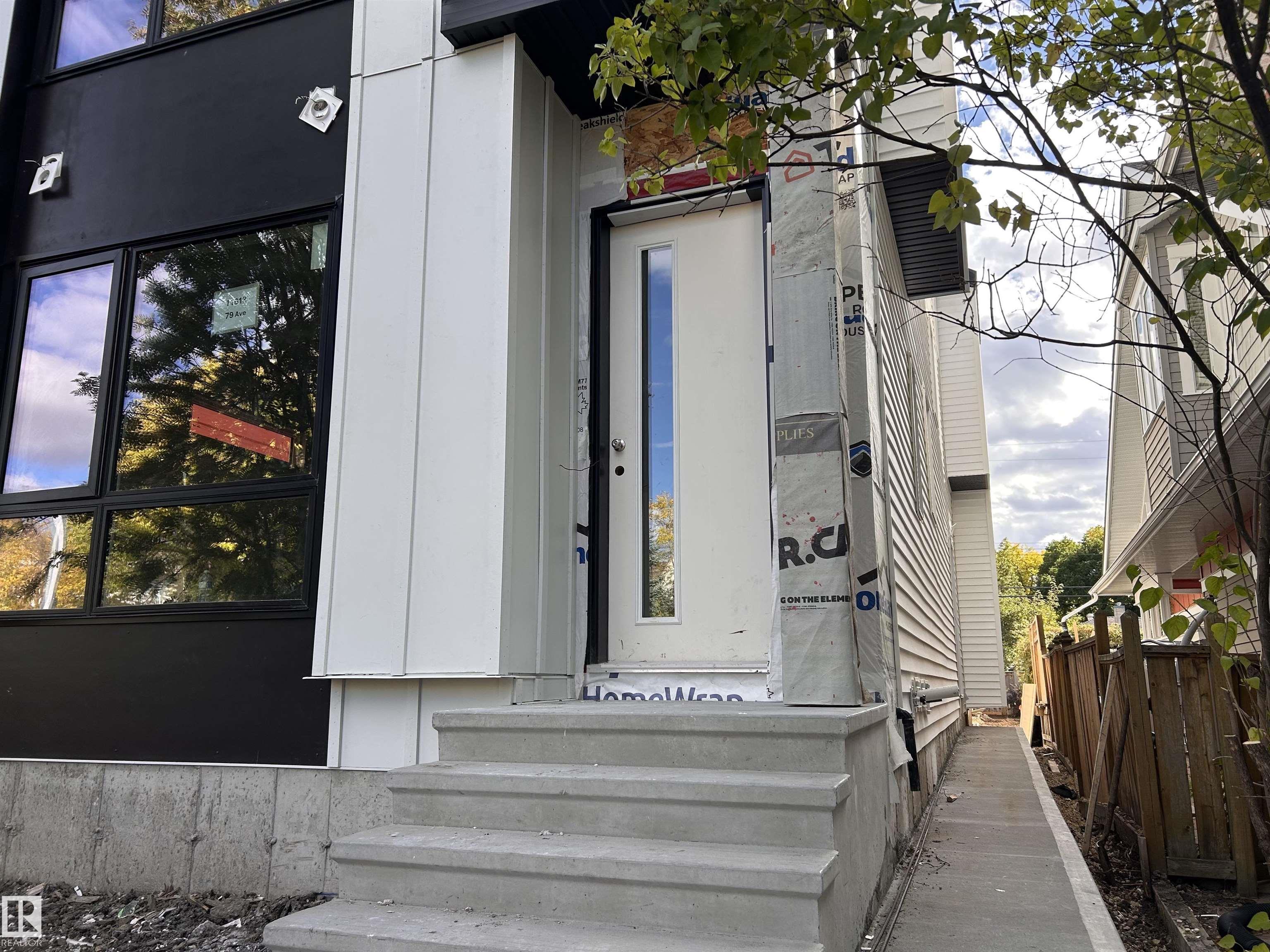 Photo 17 at 11613 79 Avenue NW, Belgravia, Edmonton