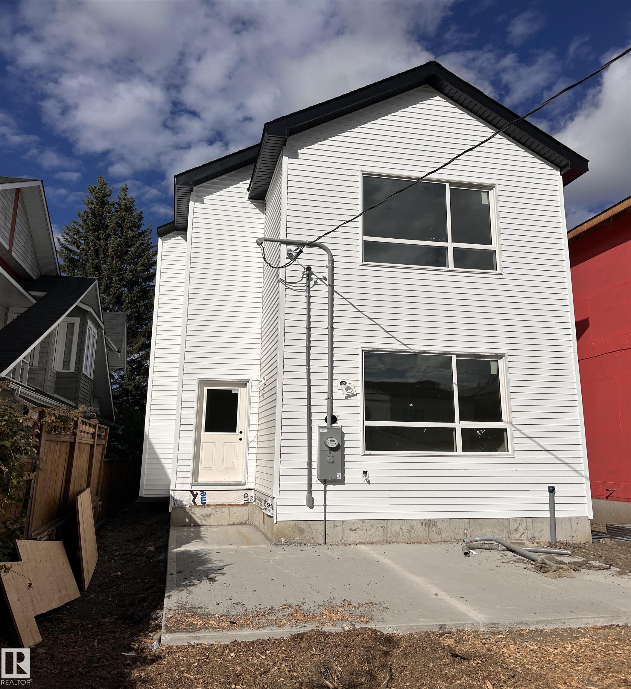 Photo 7 at 11613 79 Avenue NW, Belgravia, Edmonton
