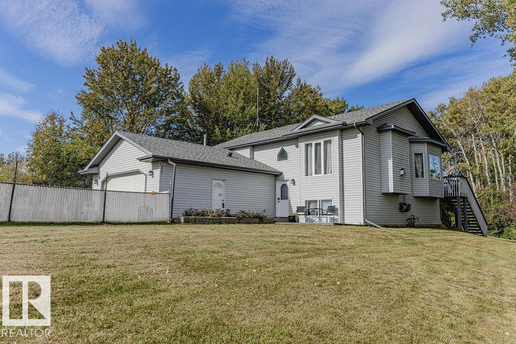 Photo 2 at 112 - 53319 Rge Road 14, Glory Lake Park, Rural Parkland County