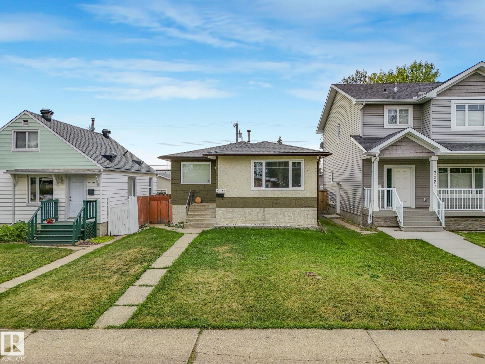 7223 83 Avenue NW, Kenilworth, Edmonton 
