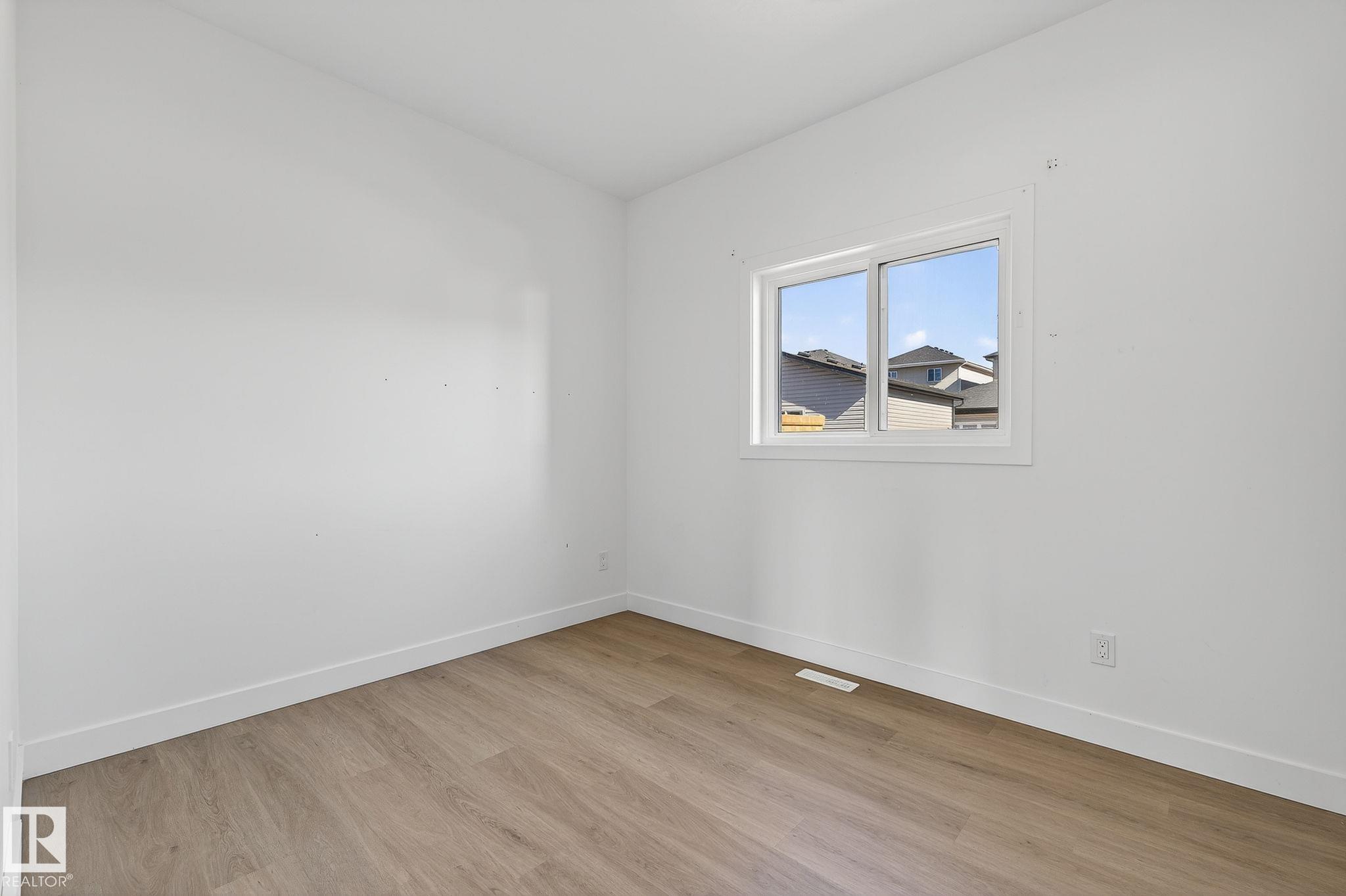 Photo 14 at 4603 36 Street, Forest Heights, Beaumont