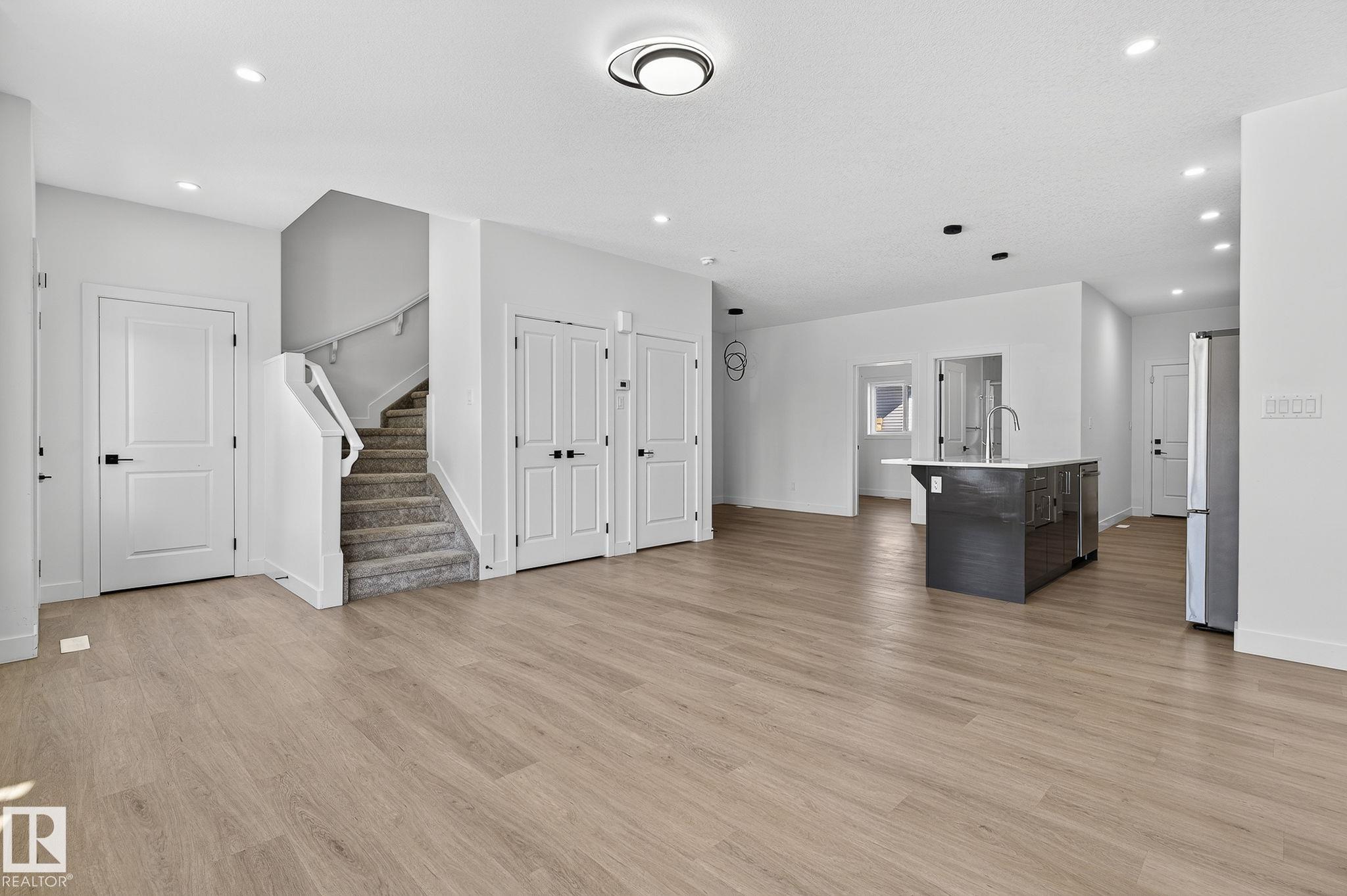 Photo 4 at 4603 36 Street, Forest Heights, Beaumont